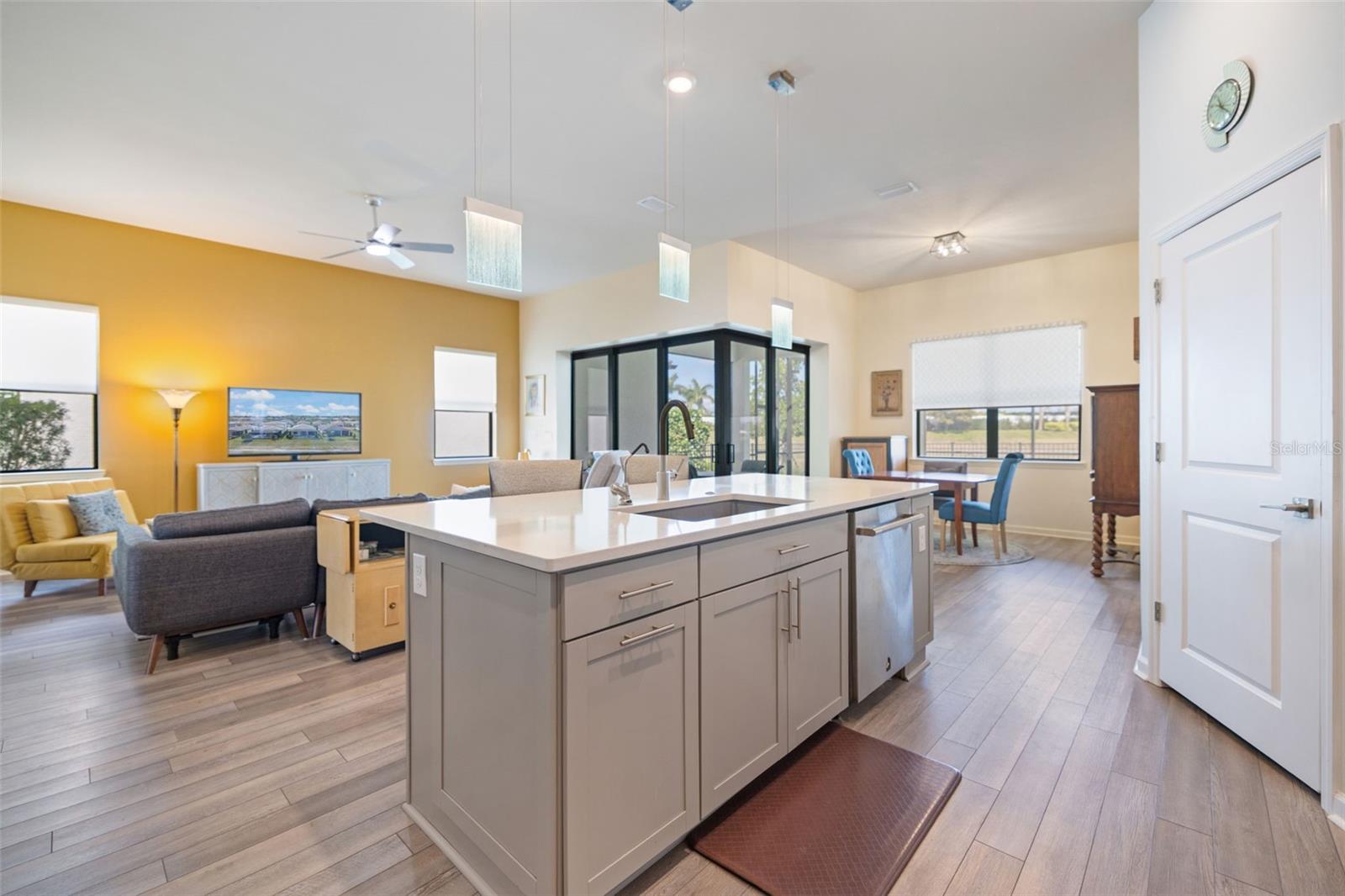 Image 5 of 47 For 6266 Crested Eagle Lane