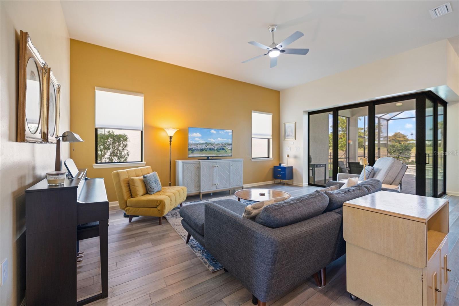 Image 8 of 47 For 6266 Crested Eagle Lane