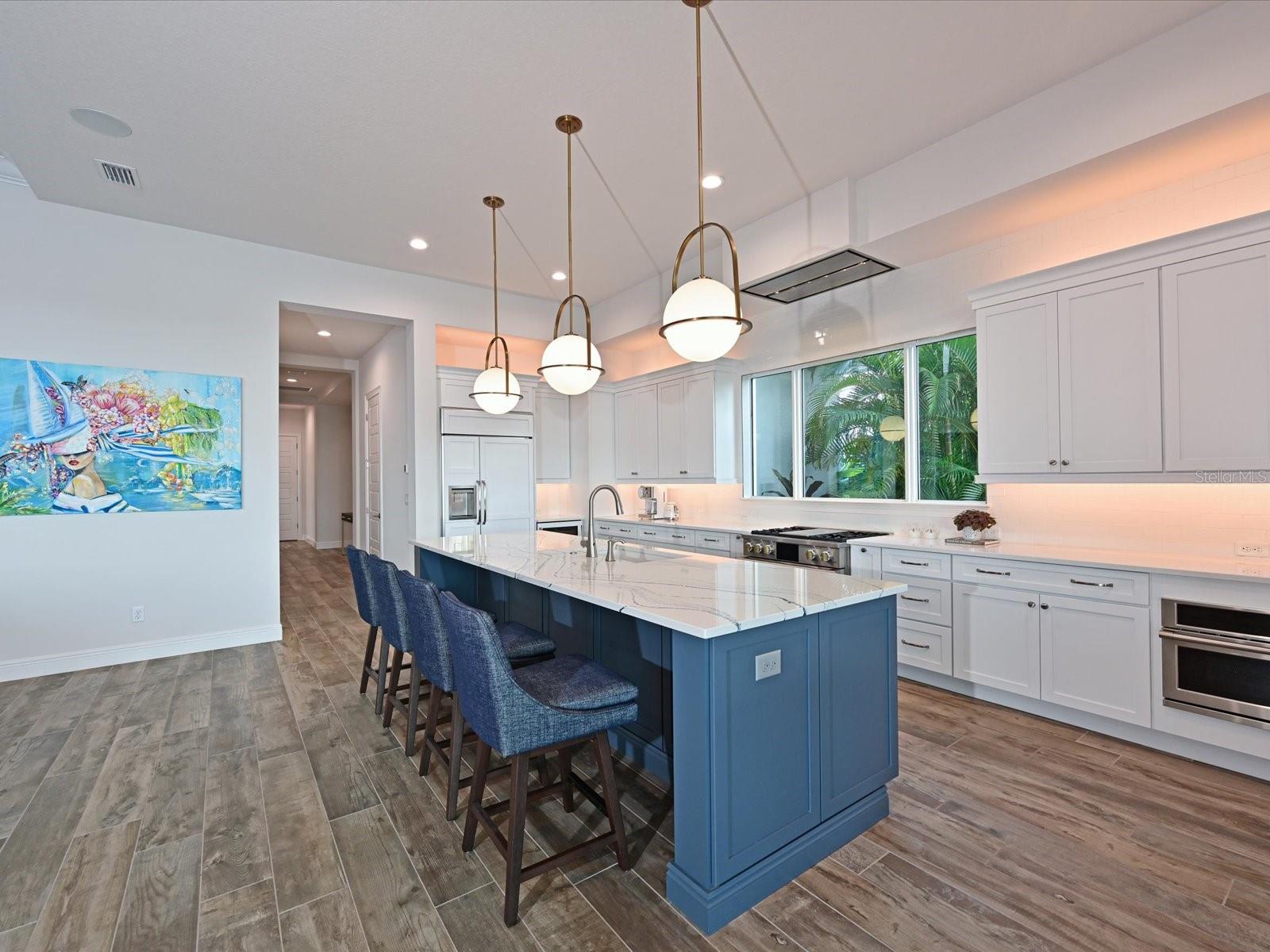 Image 9 of 51 For 1802 4th Street E