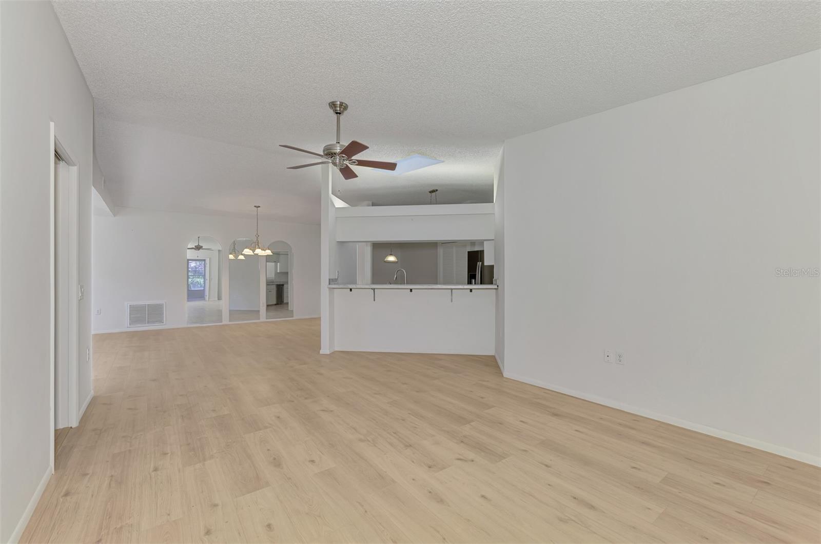 Image 21 of 67 For 5711 Garden Lakes Palm