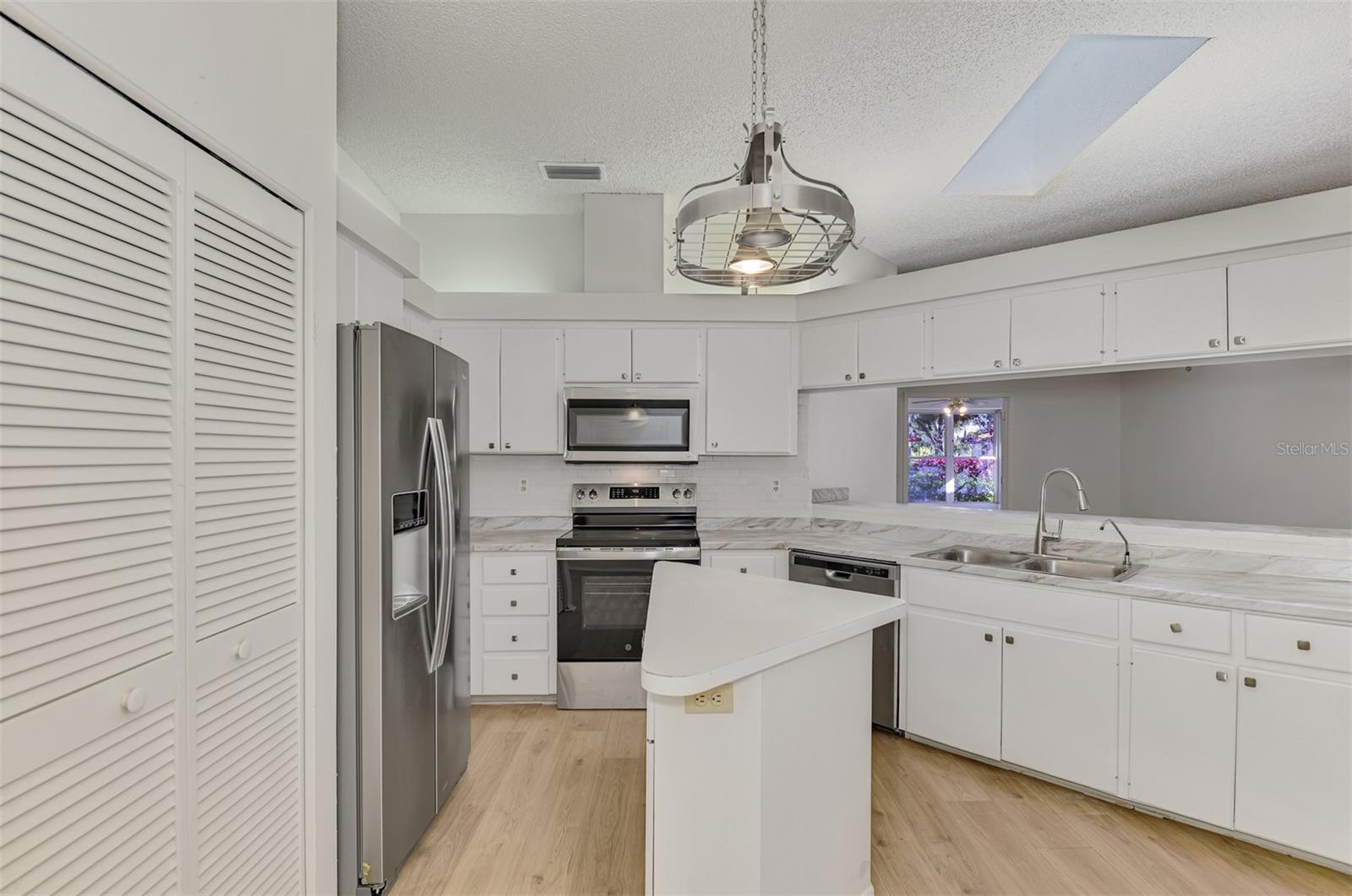 Image 24 of 67 For 5711 Garden Lakes Palm