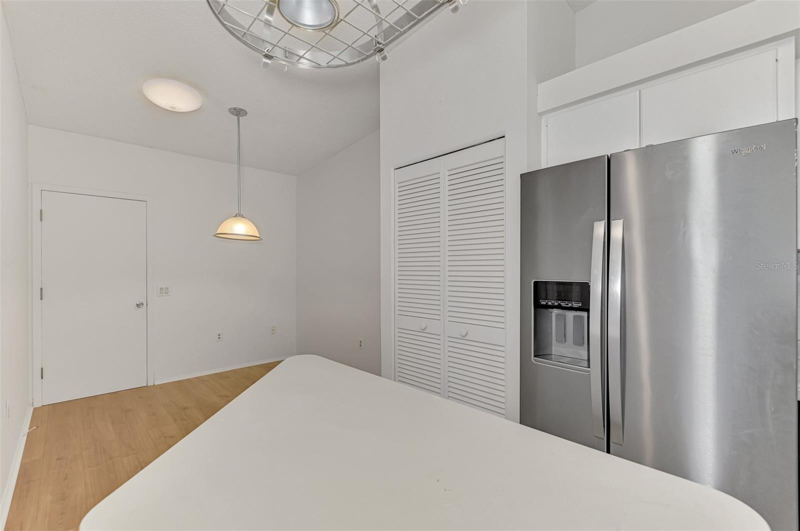 Image 27 of 67 For 5711 Garden Lakes Palm