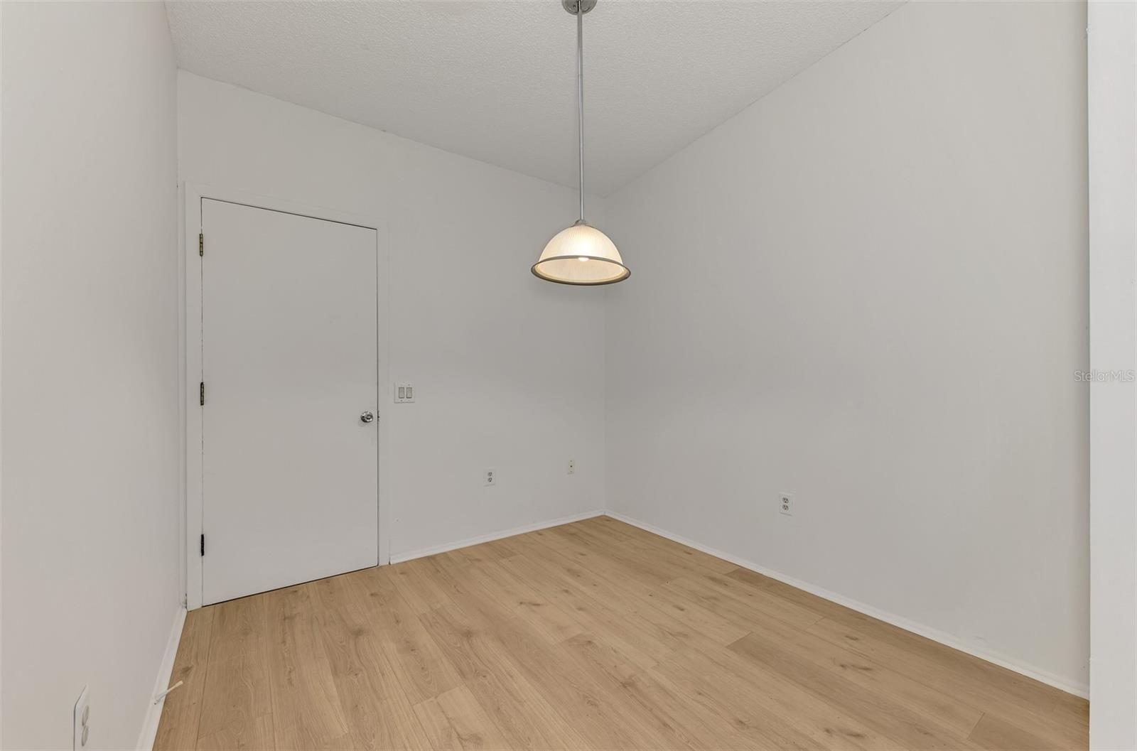 Image 29 of 67 For 5711 Garden Lakes Palm