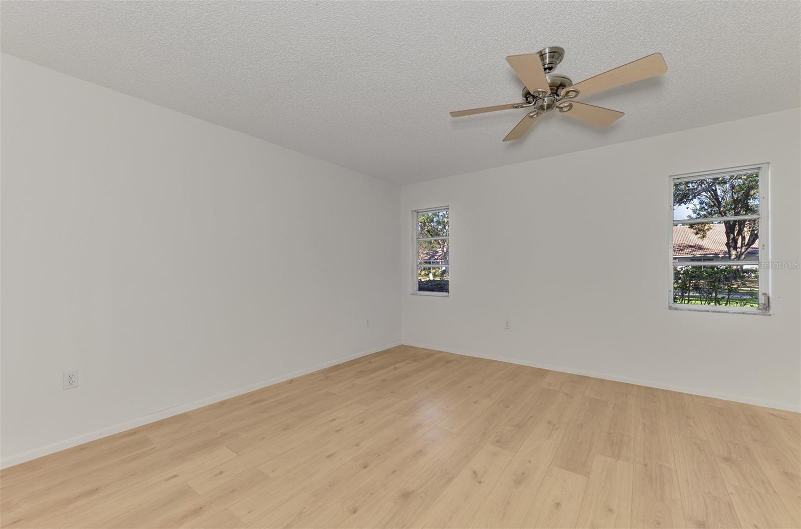 Image 32 of 67 For 5711 Garden Lakes Palm