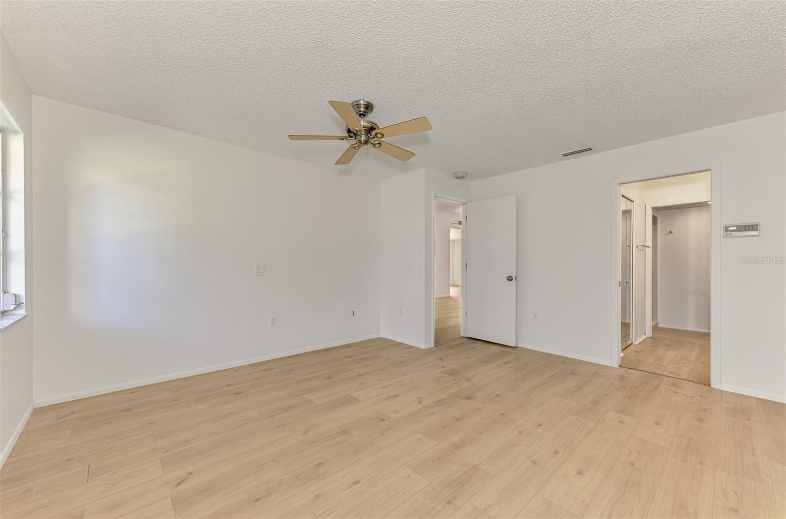 Image 35 of 67 For 5711 Garden Lakes Palm