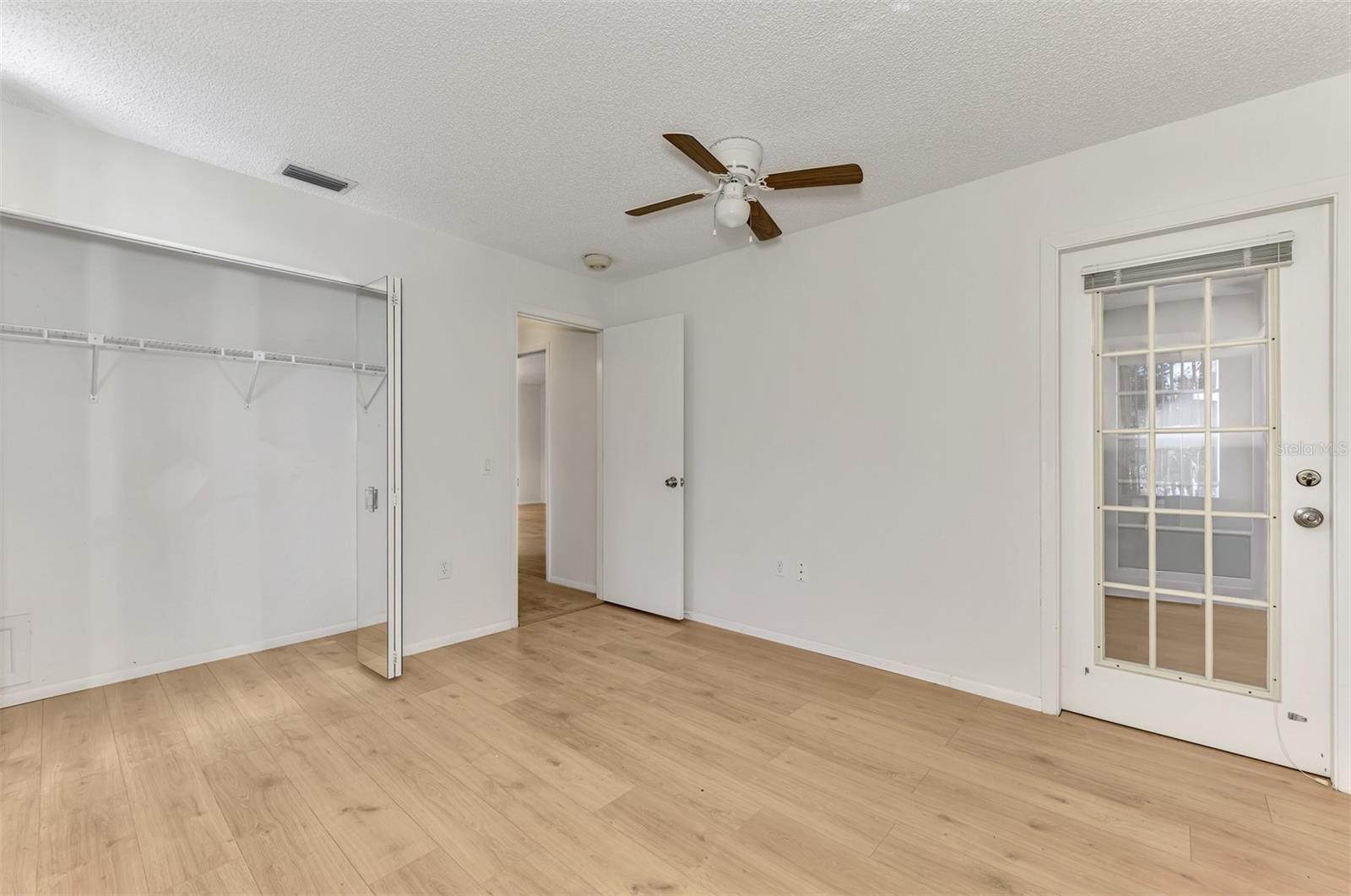 Image 41 of 67 For 5711 Garden Lakes Palm