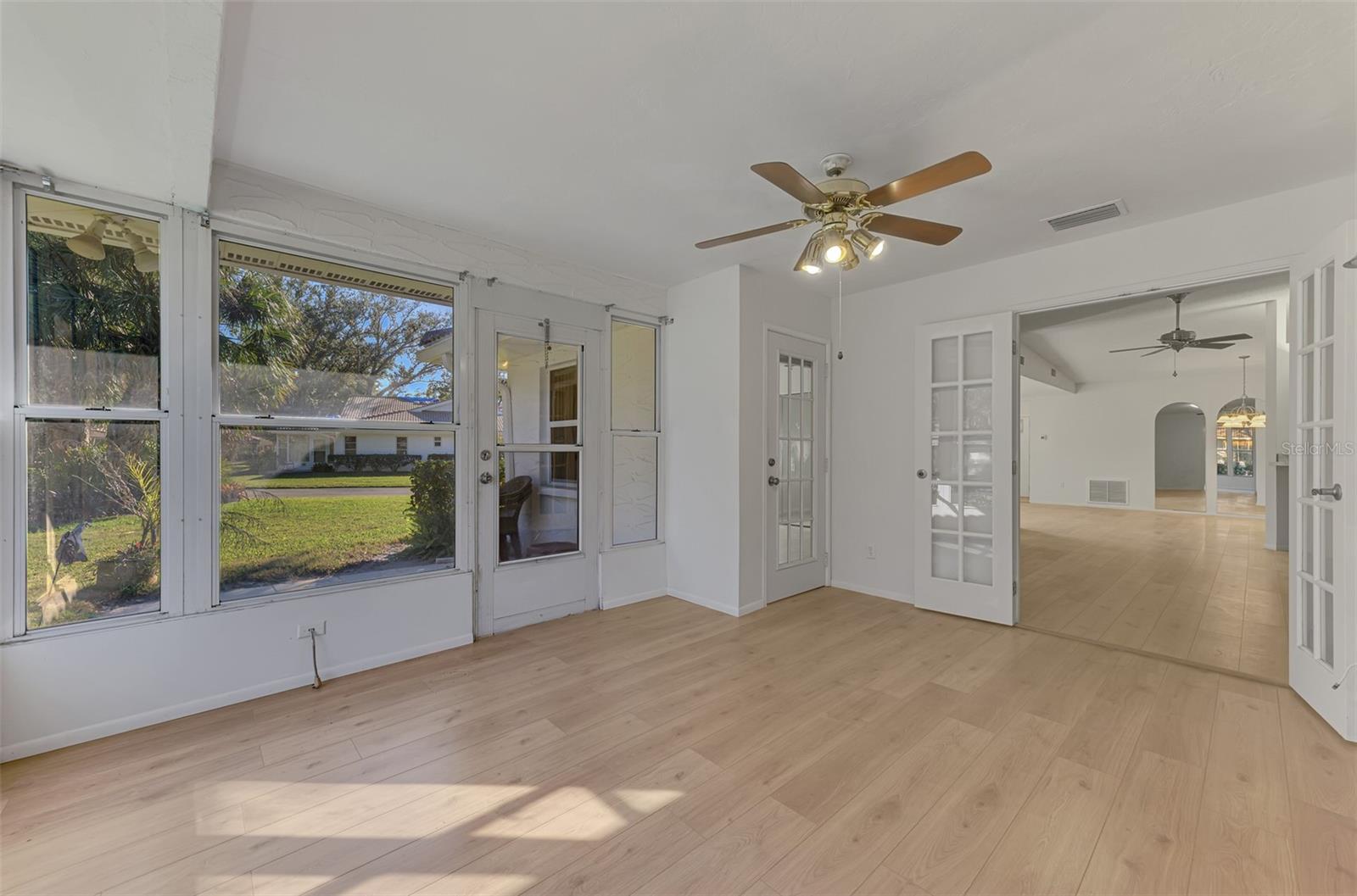 Image 45 of 67 For 5711 Garden Lakes Palm