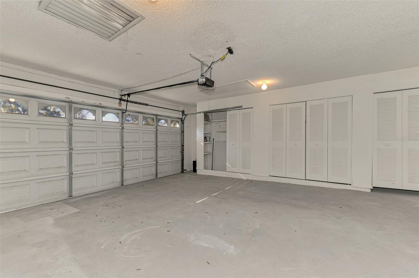 Image 46 of 67 For 5711 Garden Lakes Palm