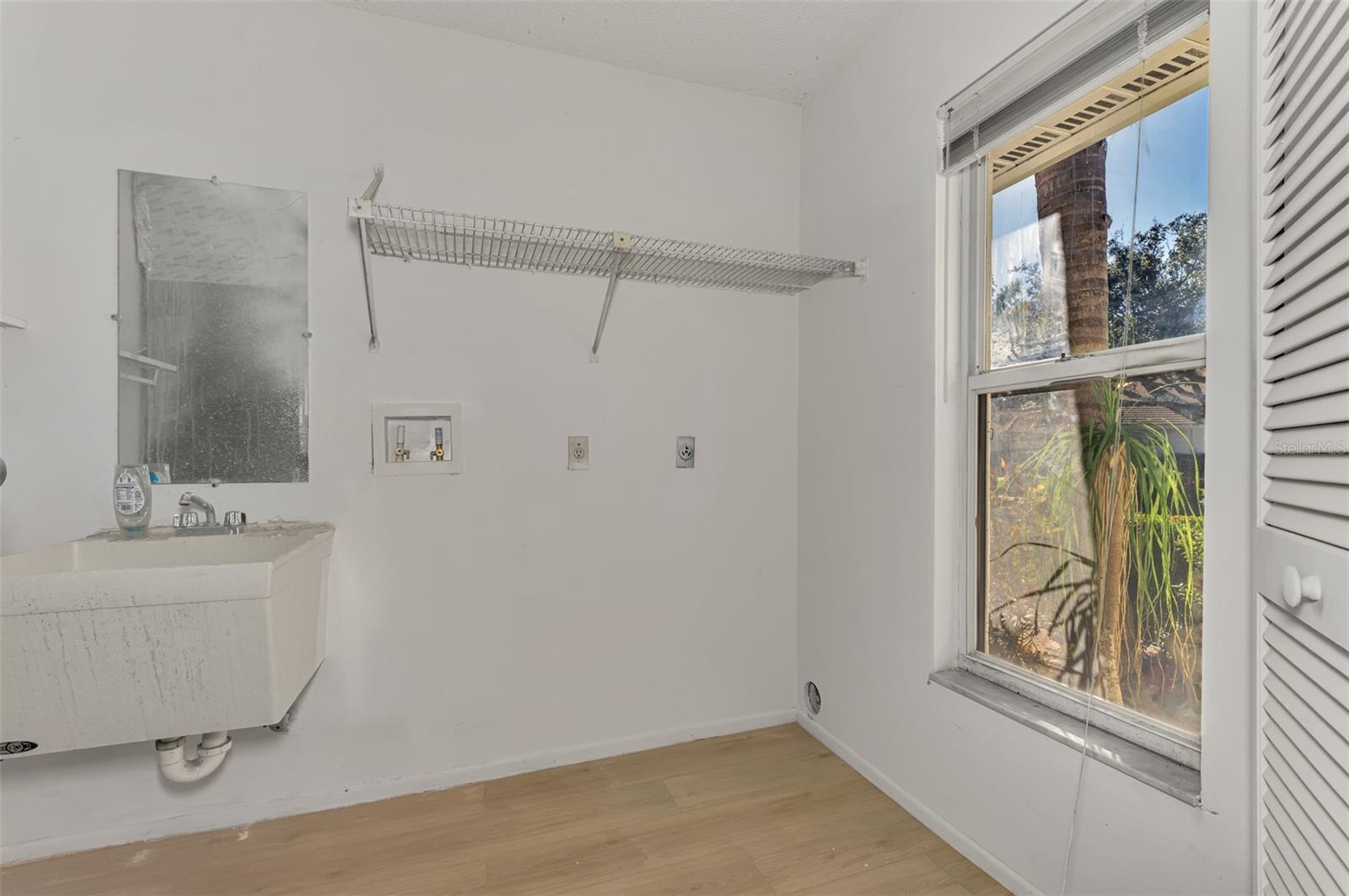 Image 48 of 67 For 5711 Garden Lakes Palm