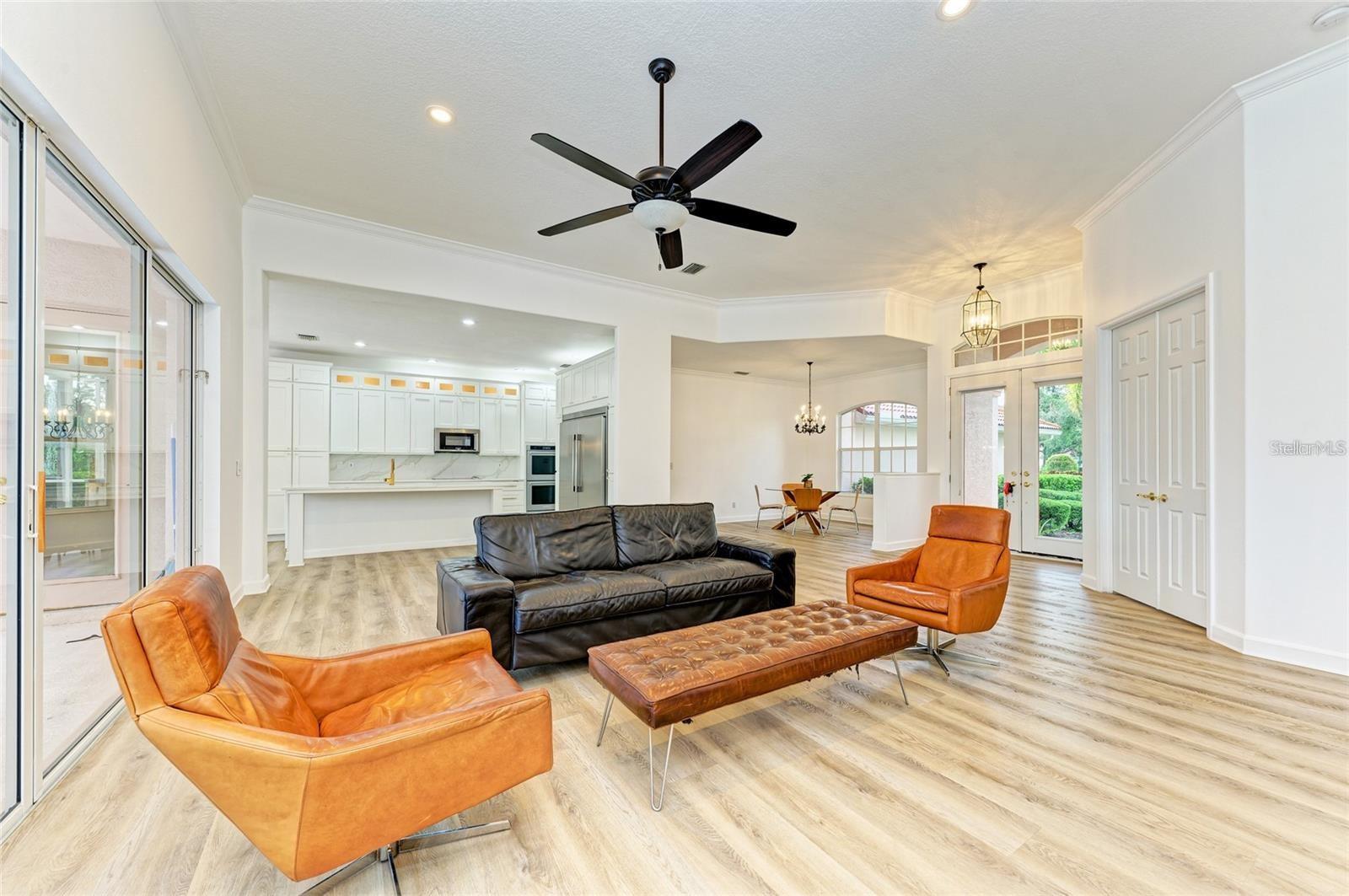 Image 4 of 32 For 8326 Misty Wood Court