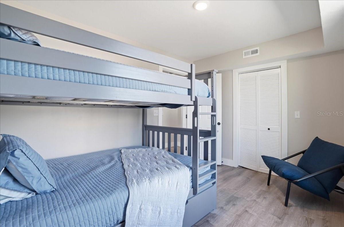 Image 28 of 84 For 2518 Avenue B