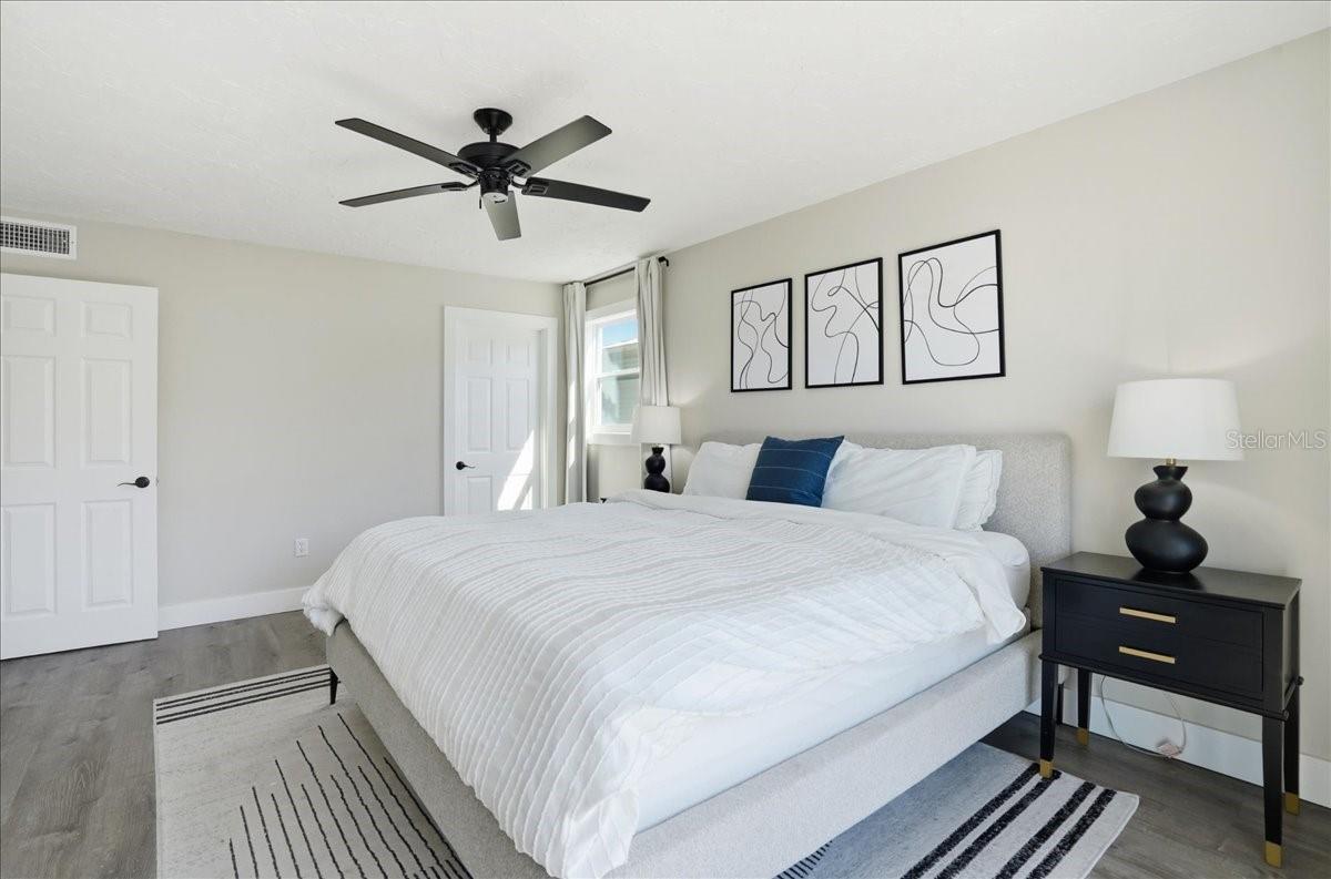 Image 37 of 84 For 2518 Avenue B