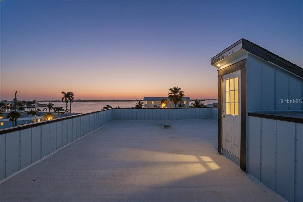 Image 4 of 84 For 2518 Avenue B