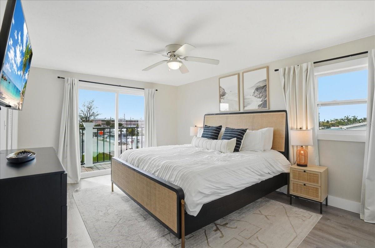 Image 58 of 84 For 2518 Avenue B