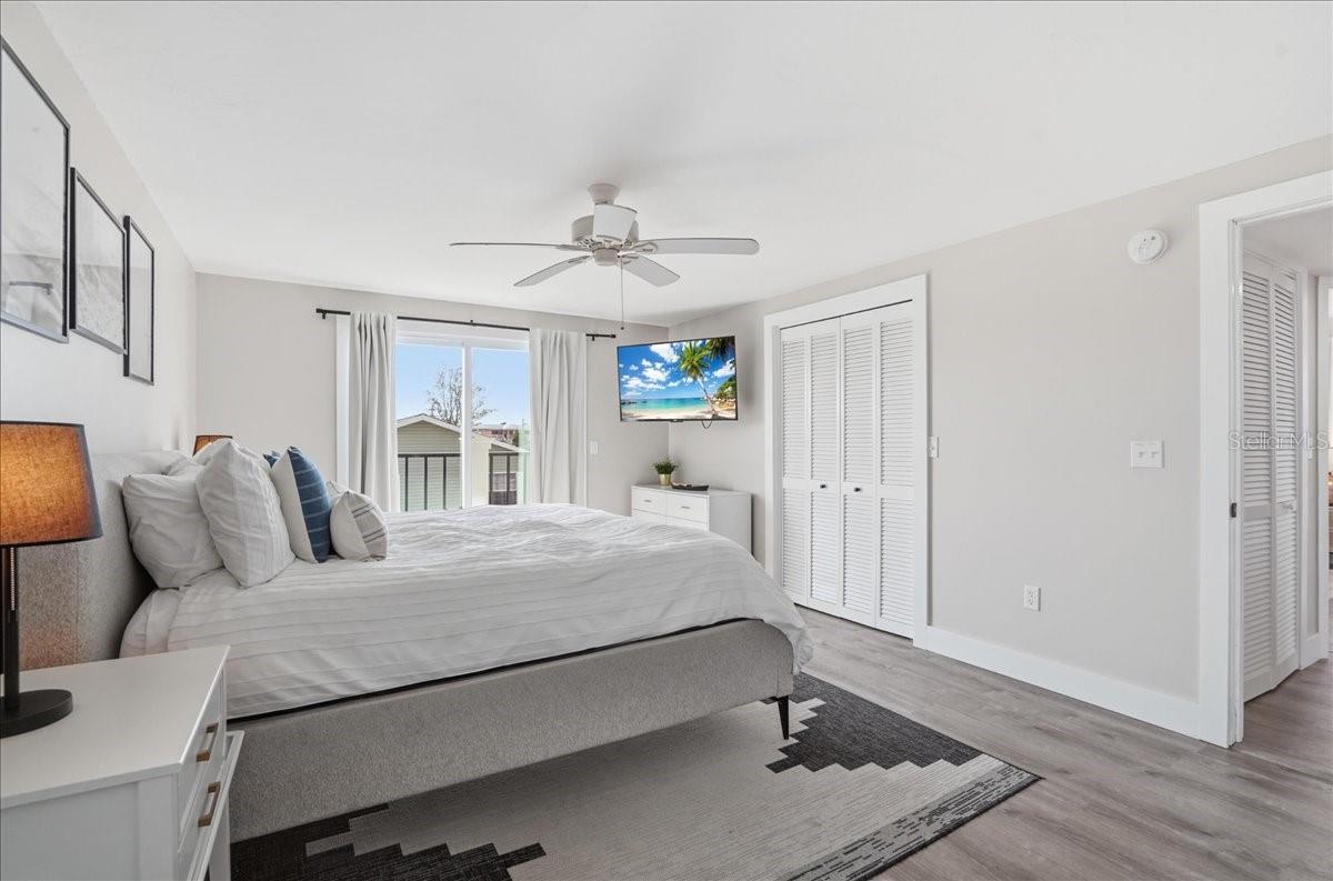 Image 63 of 84 For 2518 Avenue B