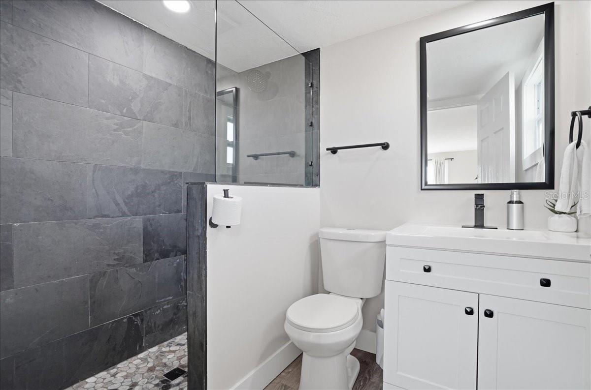 Image 65 of 84 For 2518 Avenue B