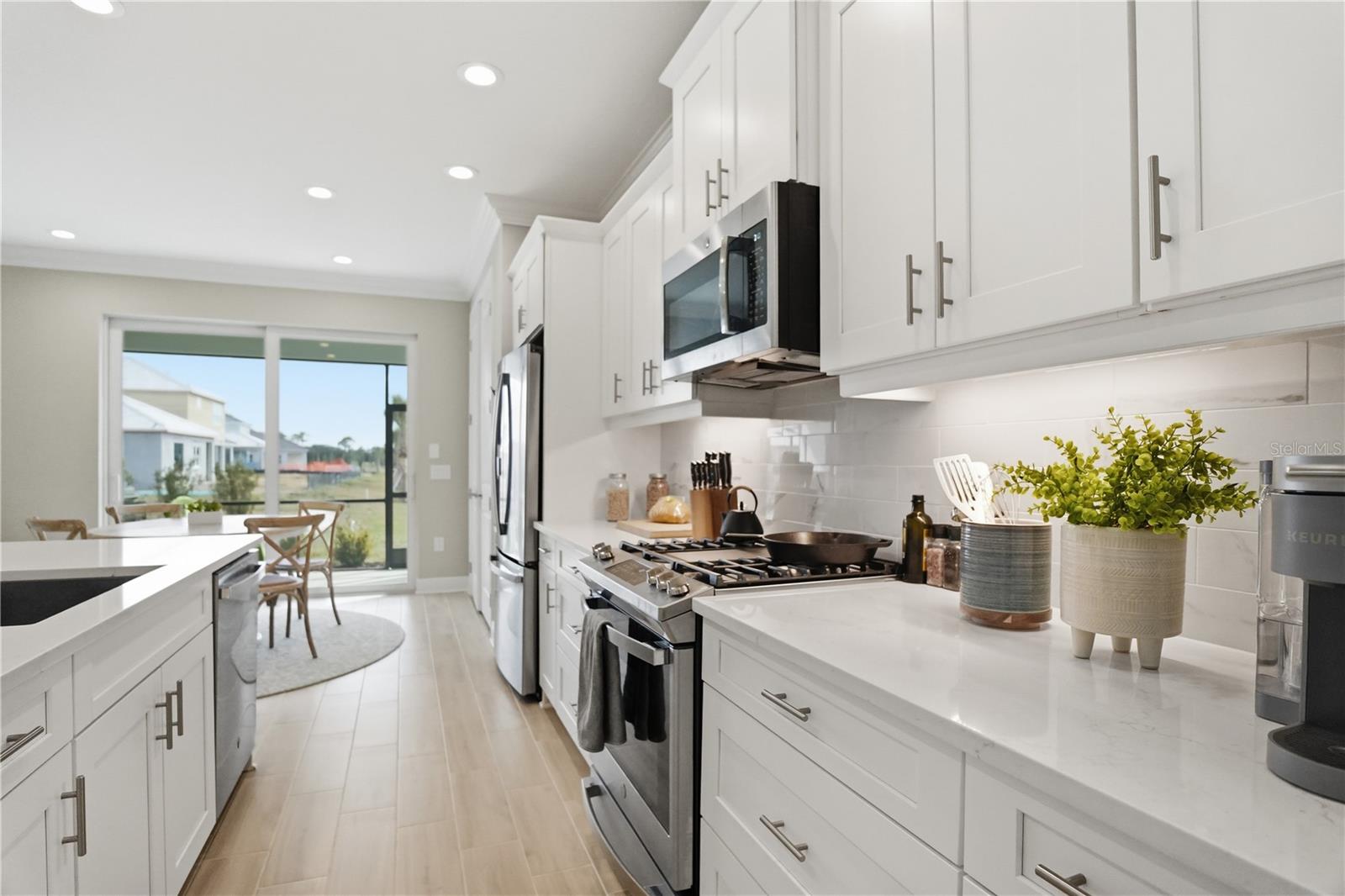 Image 13 of 42 For 6515 Big Bayou Drive