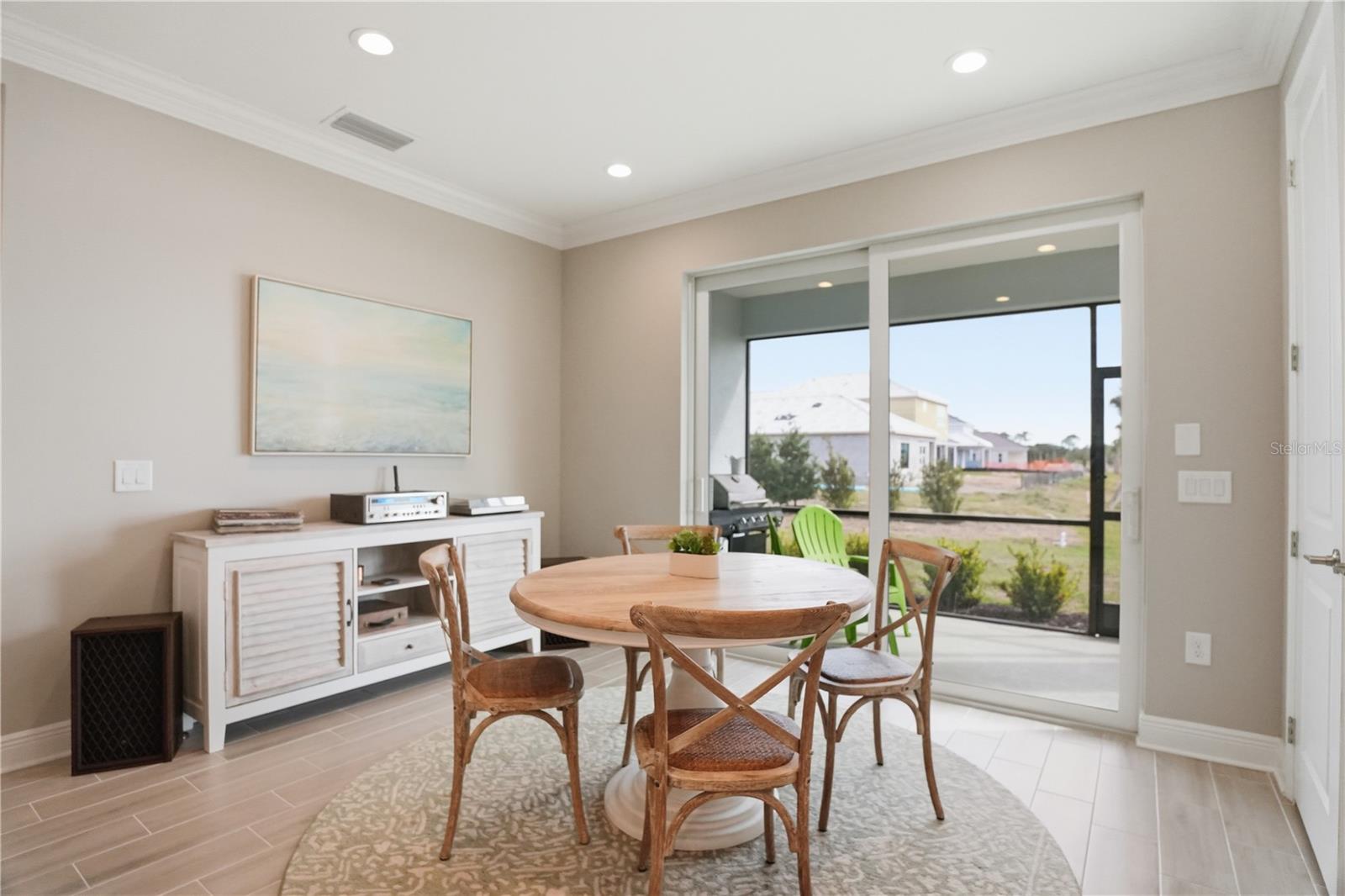 Image 16 of 42 For 6515 Big Bayou Drive