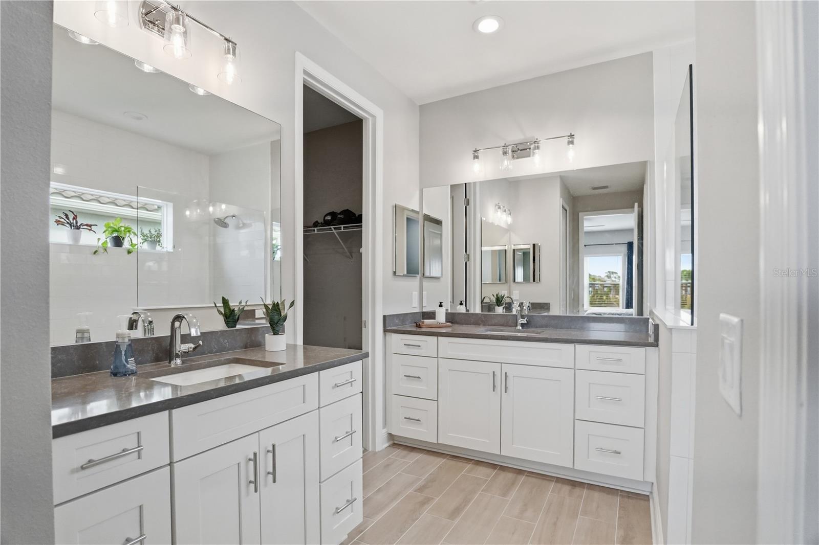 Image 22 of 42 For 6515 Big Bayou Drive