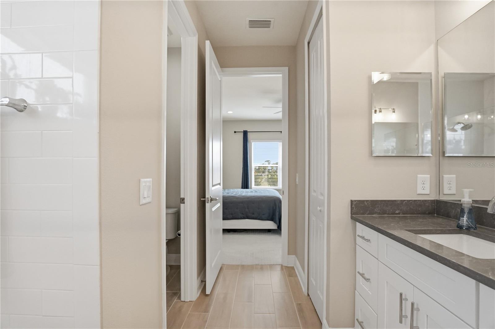 Image 25 of 42 For 6515 Big Bayou Drive