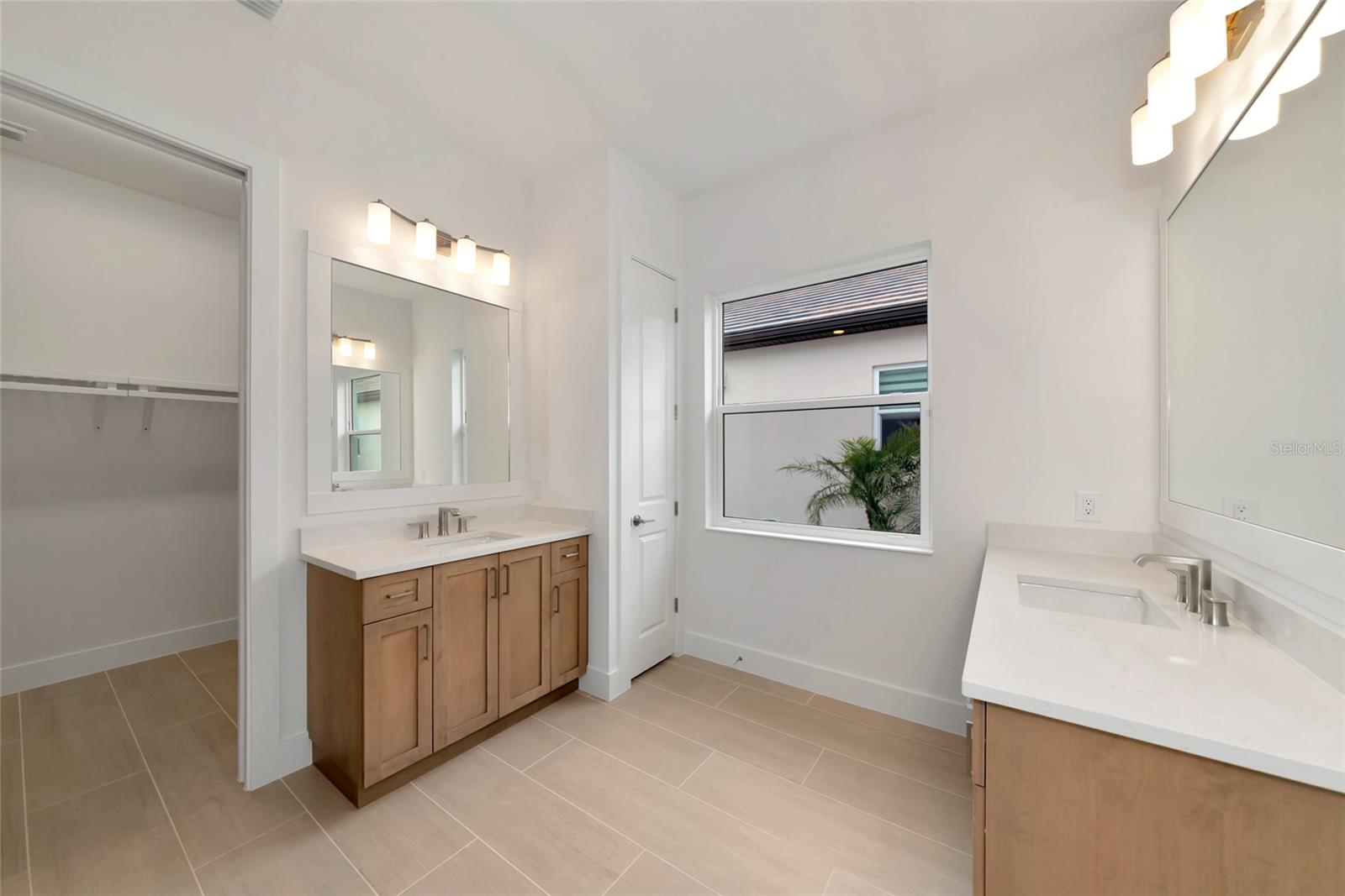 Image 23 of 63 For 1408 Lions Paw Path