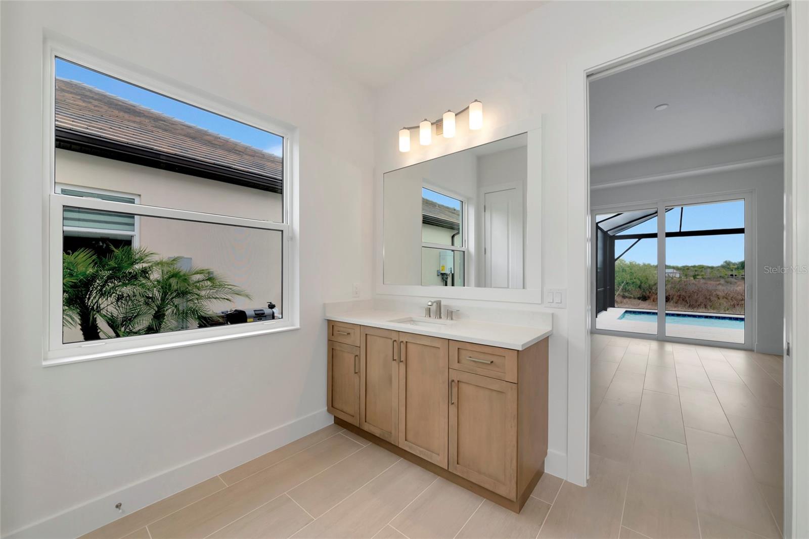 Image 24 of 63 For 1408 Lions Paw Path