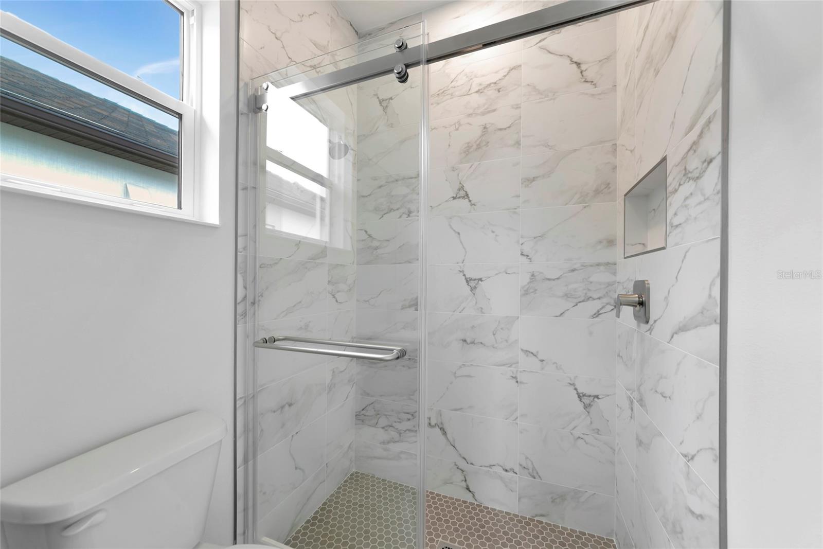 Image 36 of 63 For 1408 Lions Paw Path