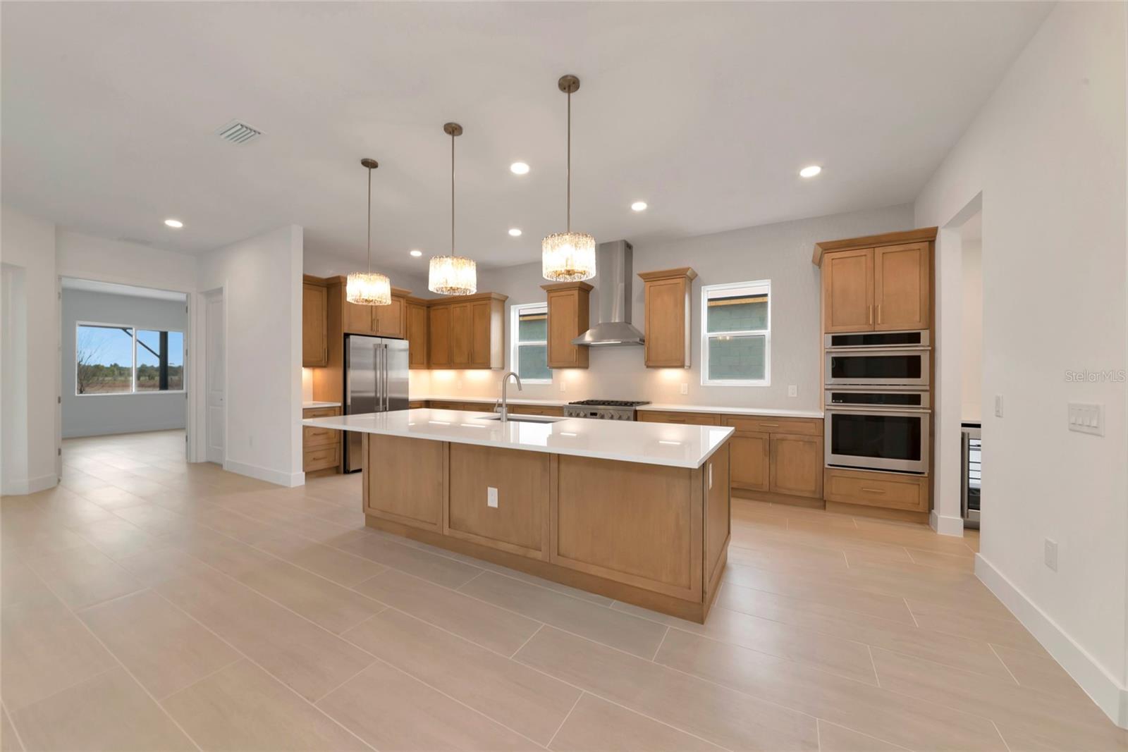 Image 5 of 63 For 1408 Lions Paw Path