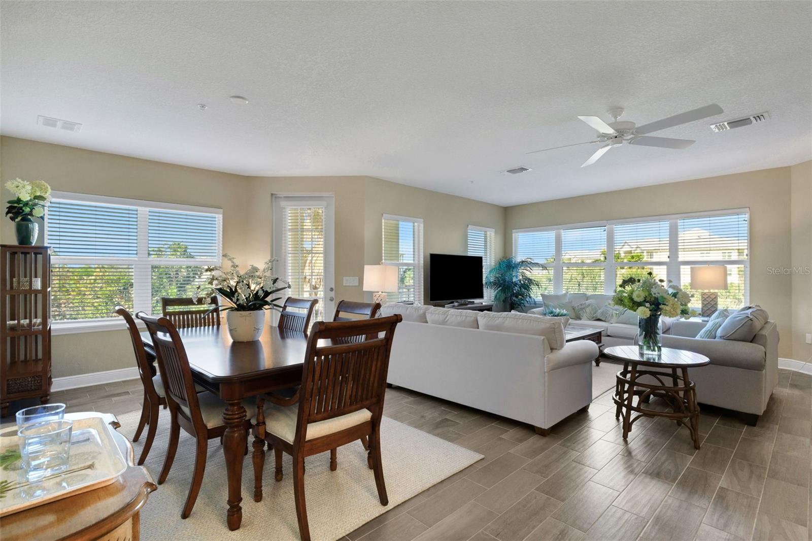 Image 11 of 50 For 3450 77th Street W 201