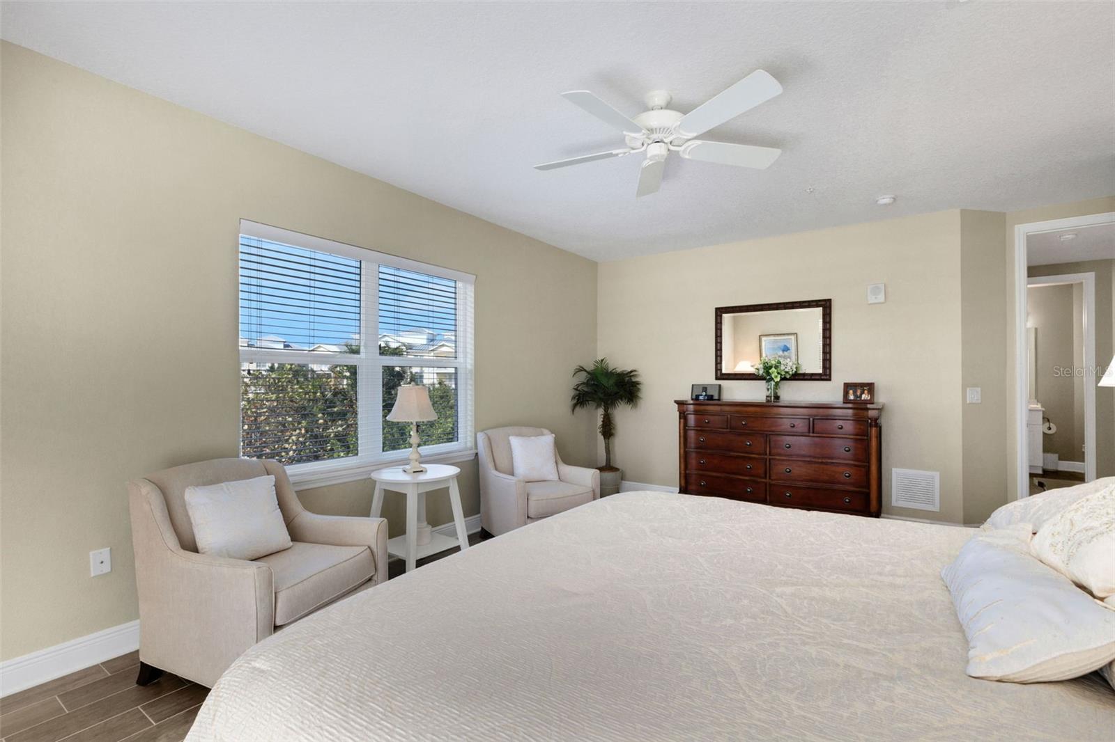 Image 19 of 50 For 3450 77th Street W 201