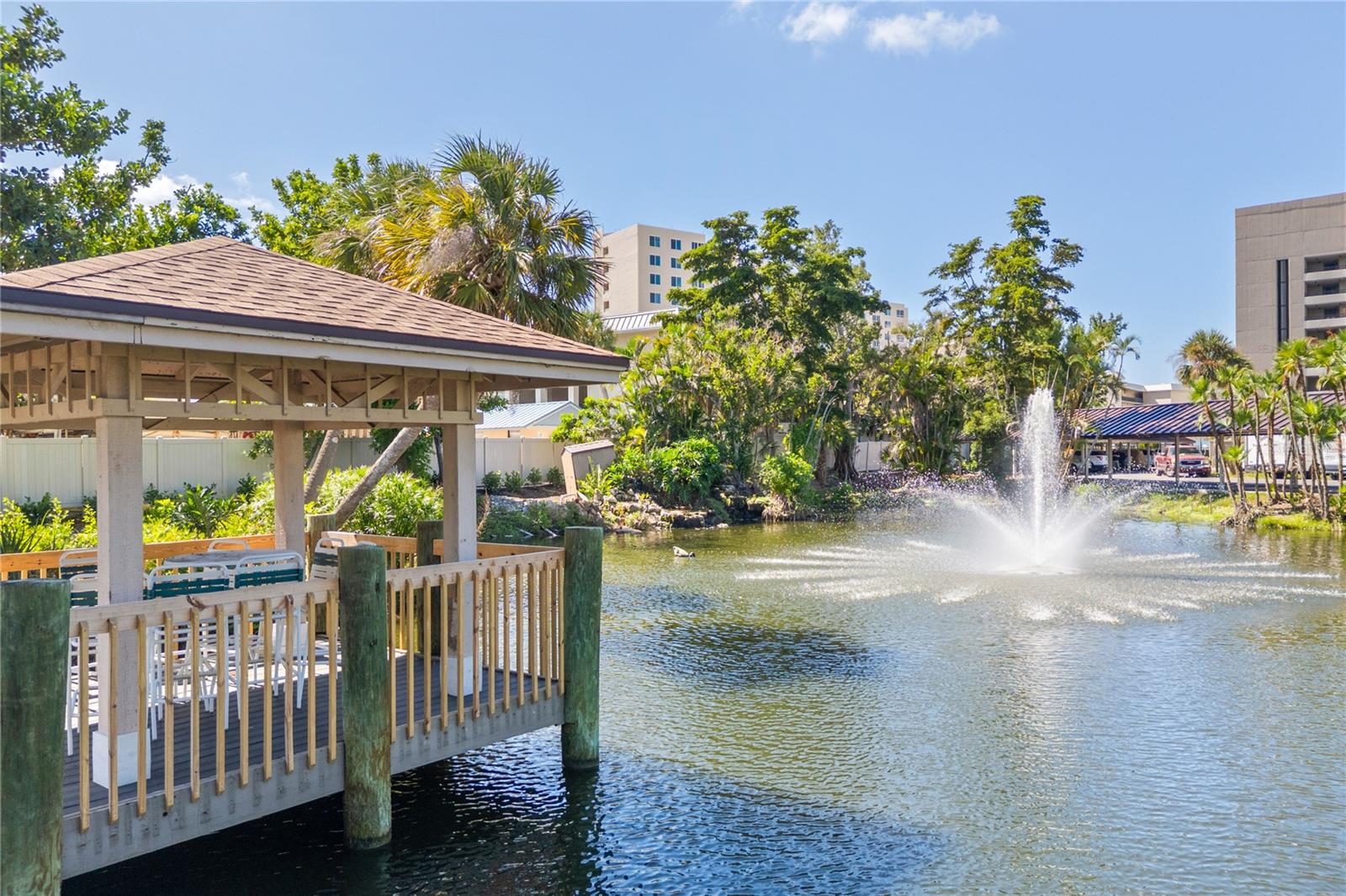 Image 30 of 39 For 5880 Midnight Pass Road 704