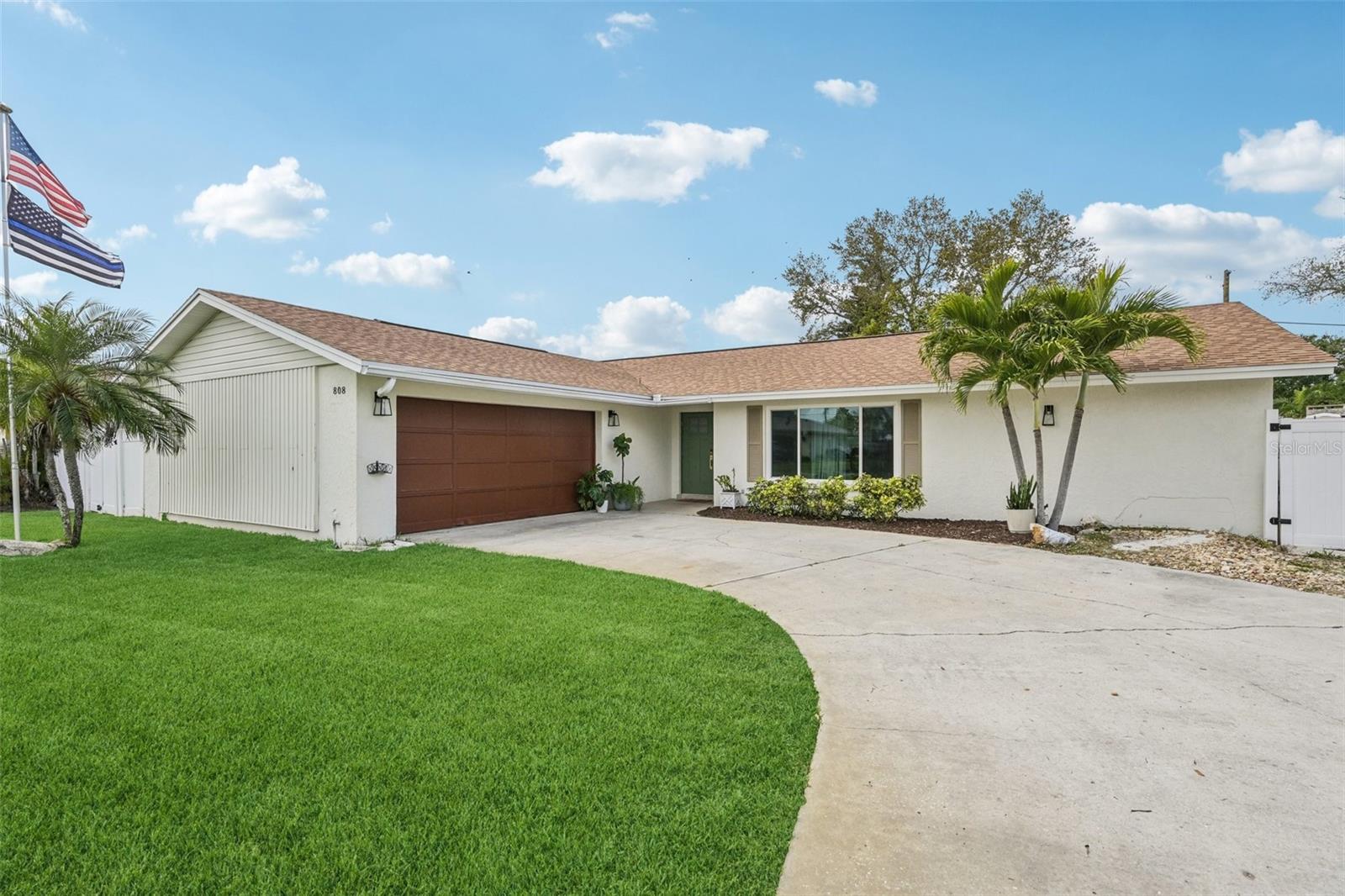 Image 3 of 38 For 808 60th Street Nw