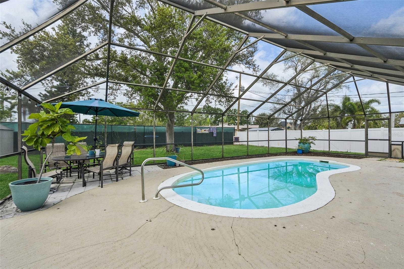 Image 33 of 38 For 808 60th Street Nw