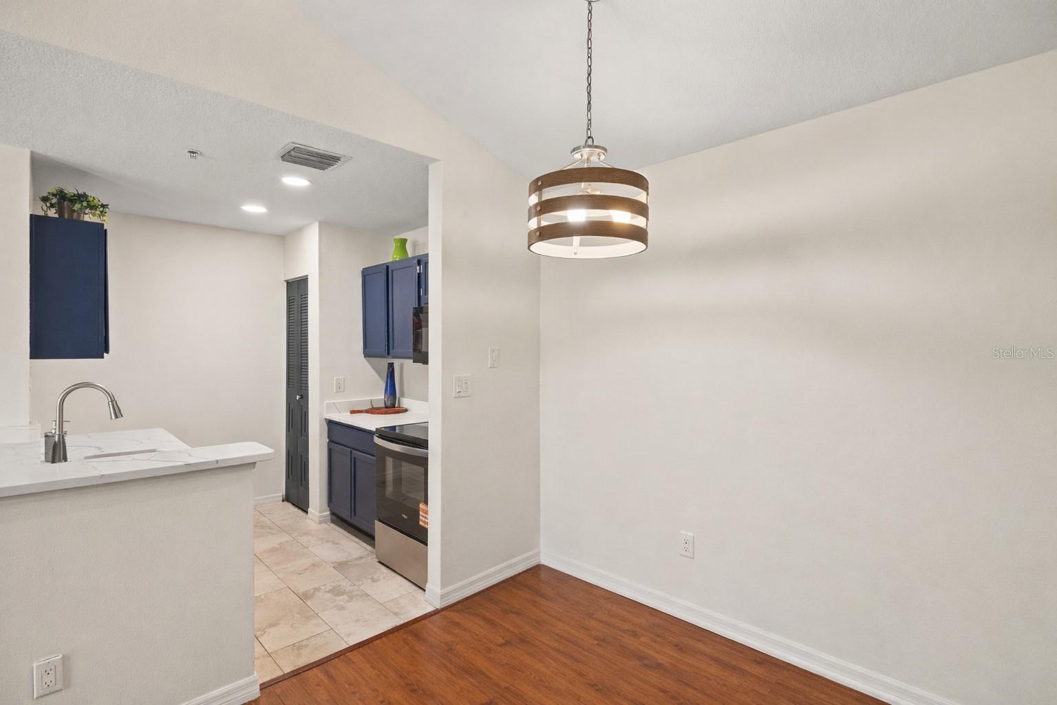 Image 3 of 12 For 4008 Crockers Lake Boulevard 23