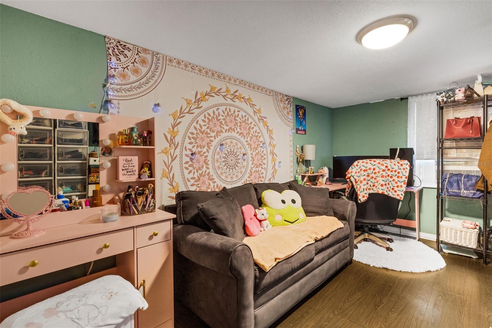 Image 40 of 65 For 1608, 1610, 1612 11th Street W