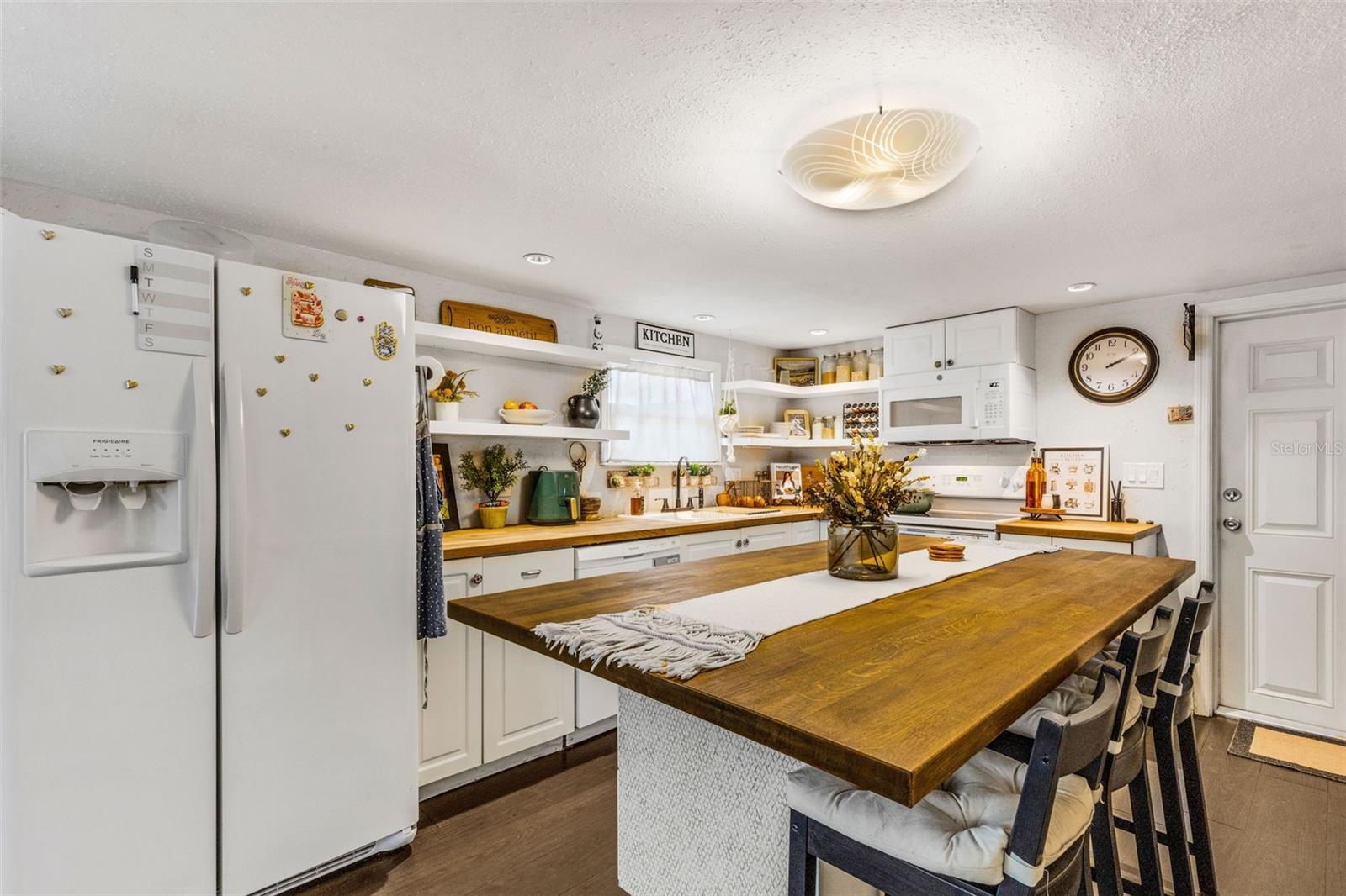 Image 55 of 65 For 1608, 1610, 1612 11th Street W