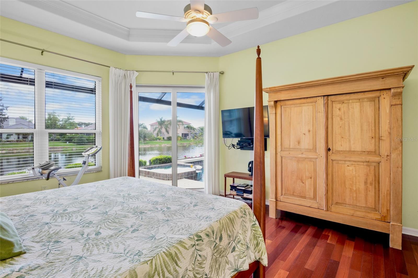 Image 21 of 50 For 4980 Sabal Lake Circle