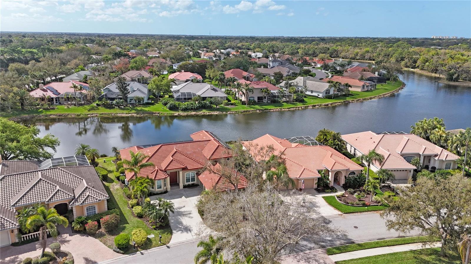 Image 41 of 50 For 4980 Sabal Lake Circle