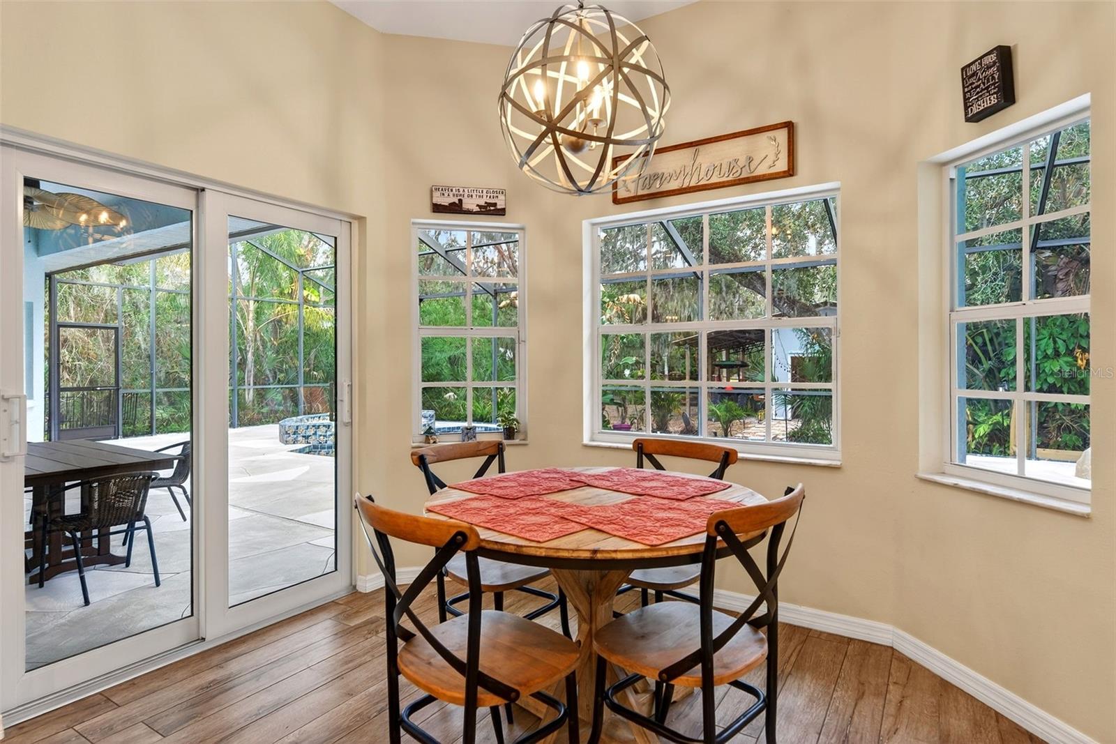 Image 19 of 88 For 7088 Saddle Creek Lane