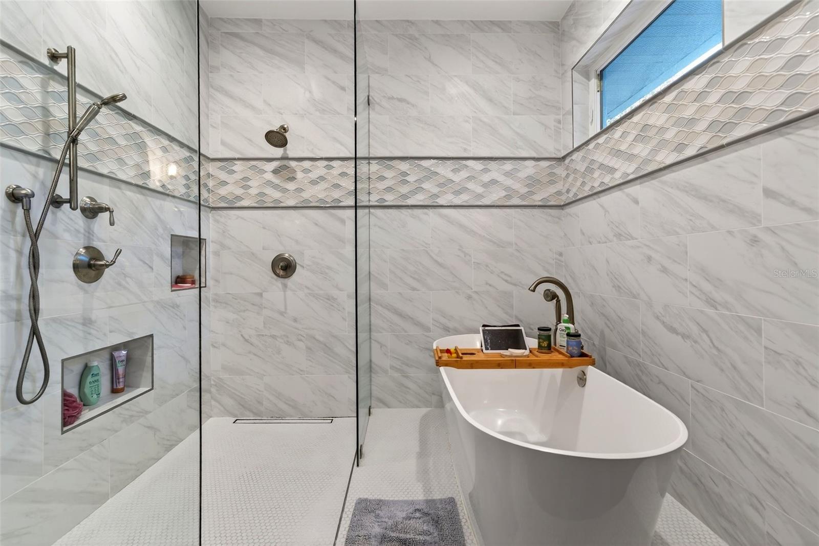 Image 23 of 88 For 7088 Saddle Creek Lane