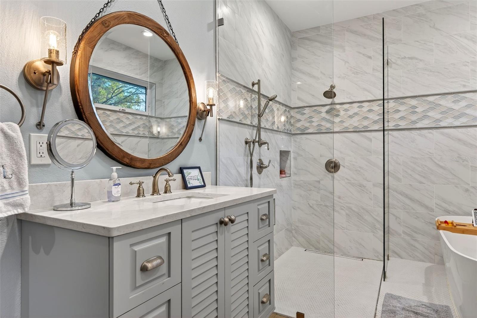 Image 25 of 88 For 7088 Saddle Creek Lane