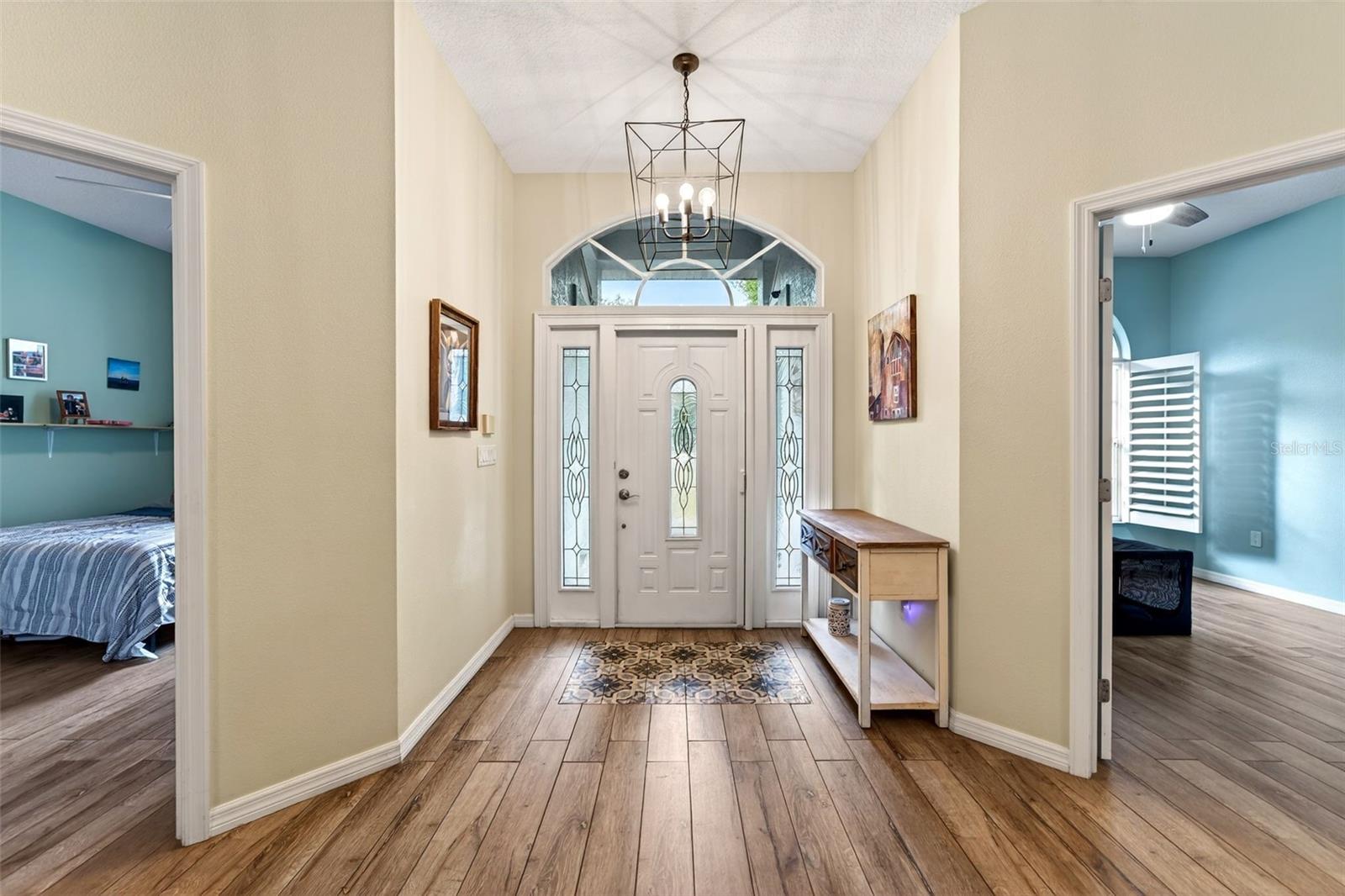 Image 7 of 88 For 7088 Saddle Creek Lane