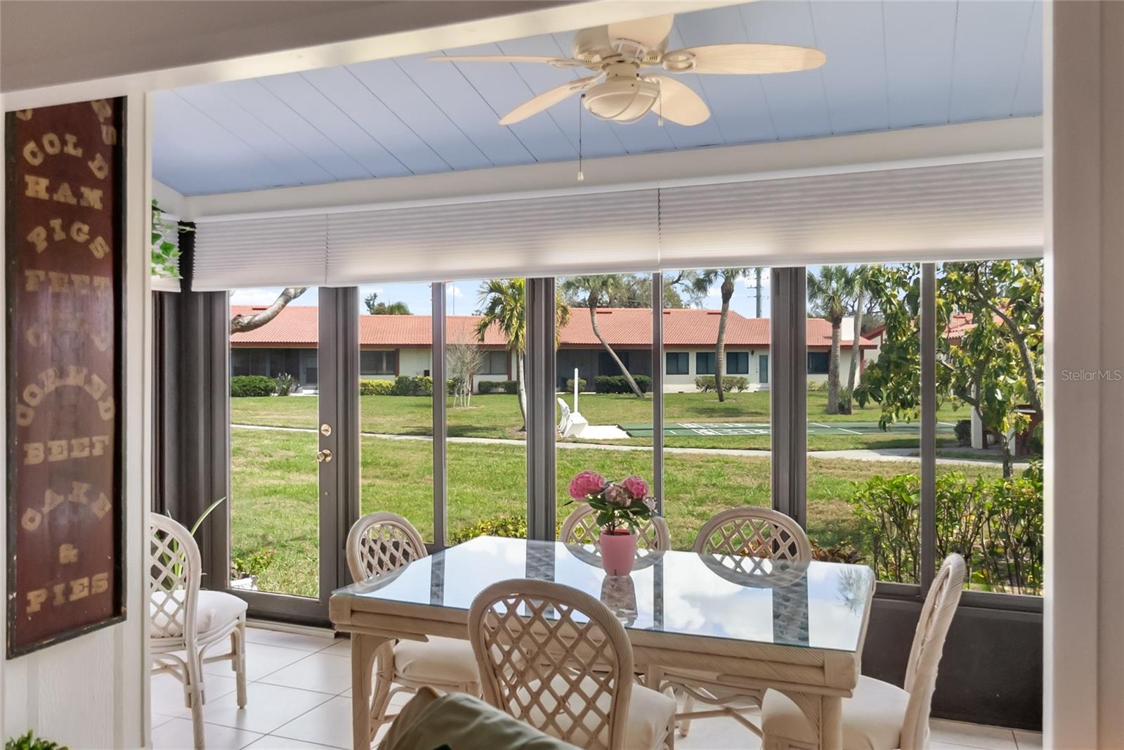 Image 18 of 59 For 720 Sorrento Inlet