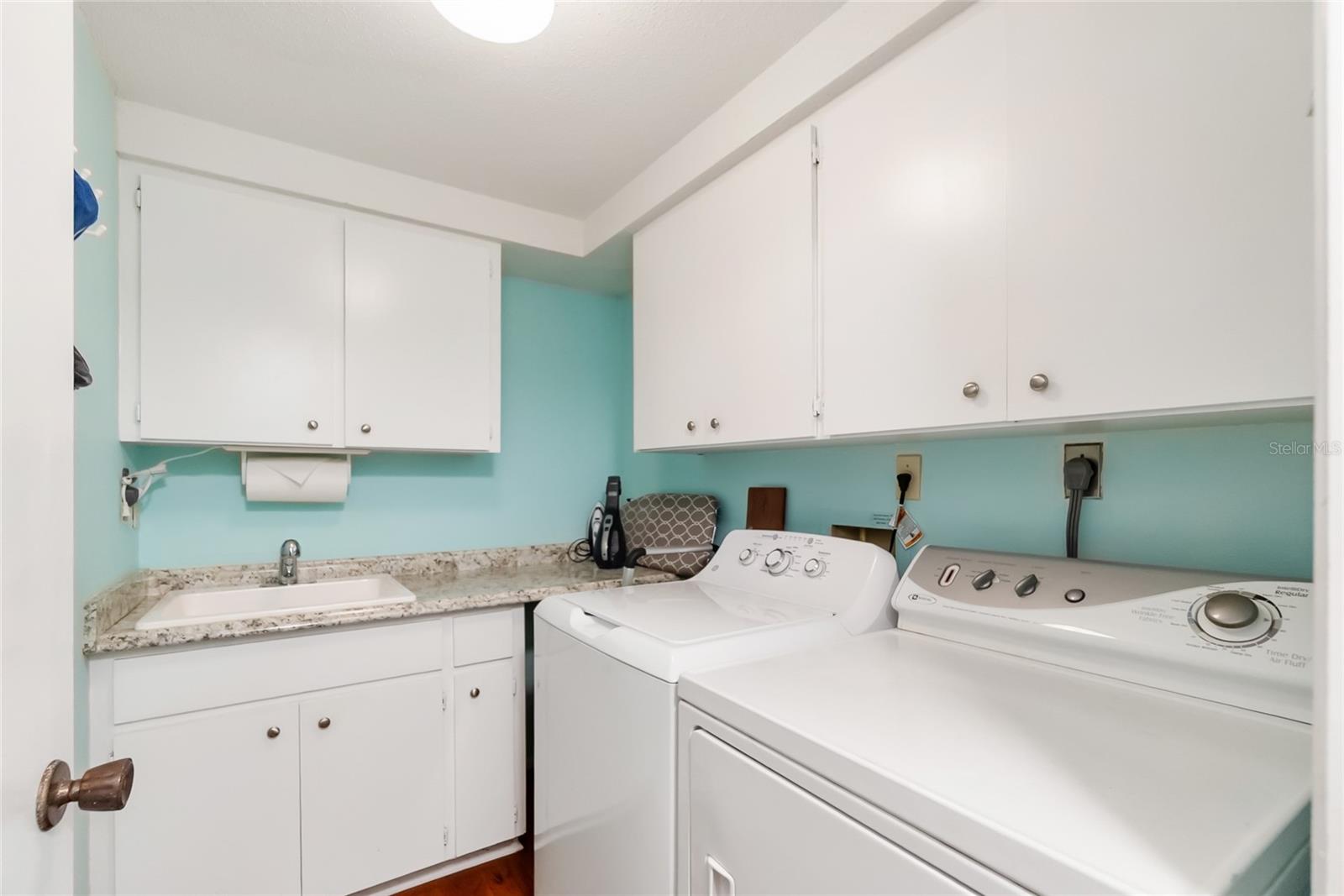 Image 38 of 59 For 720 Sorrento Inlet