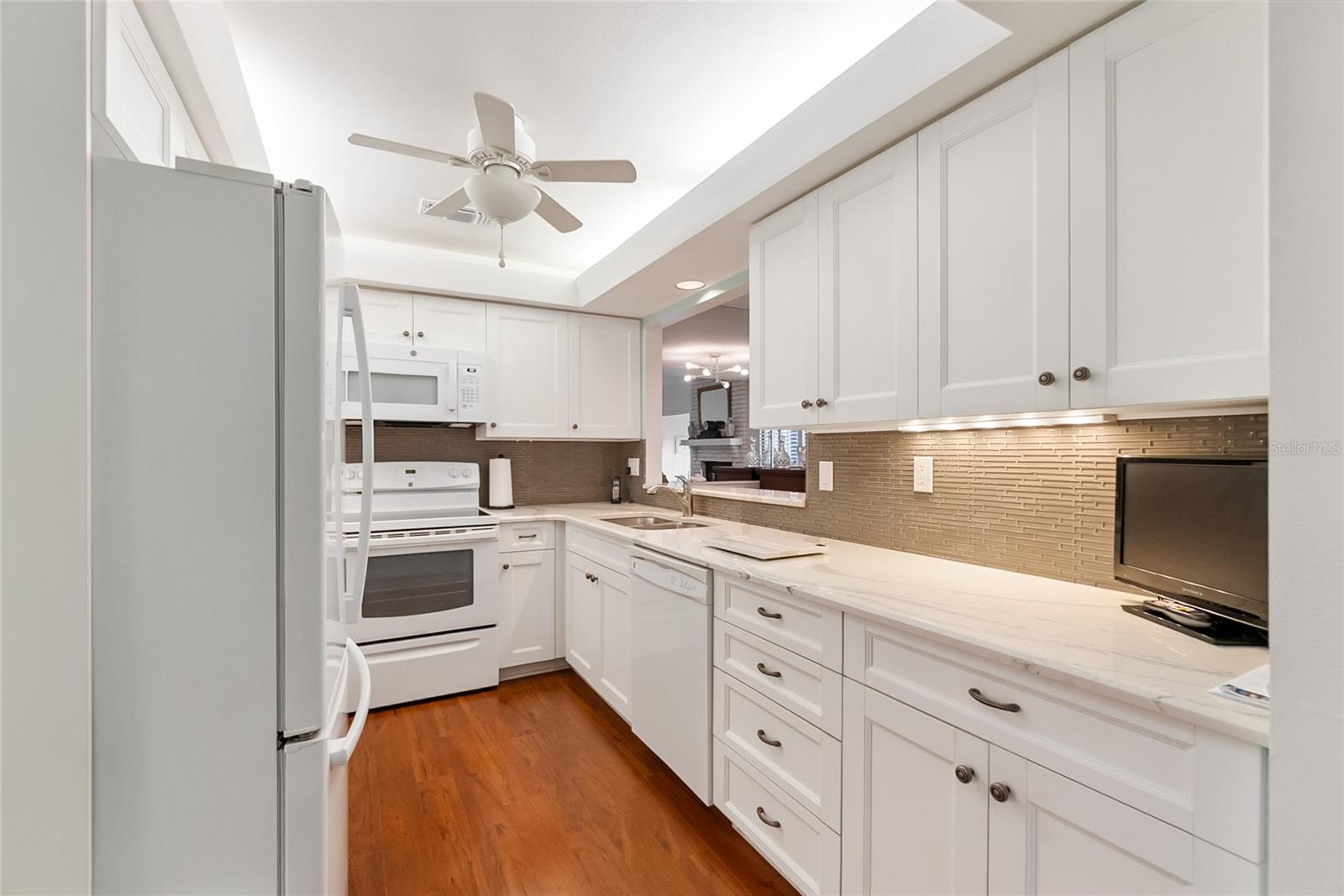 Image 41 of 59 For 720 Sorrento Inlet