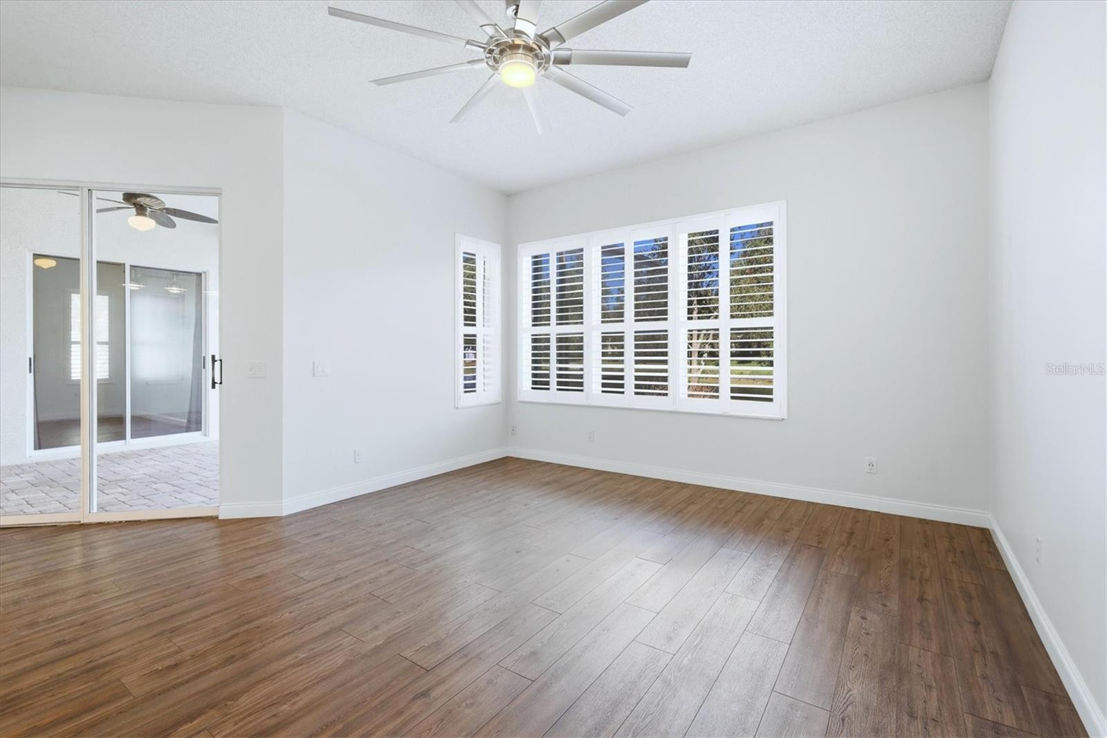 Image 16 of 38 For 8876 Huntington Pointe Drive