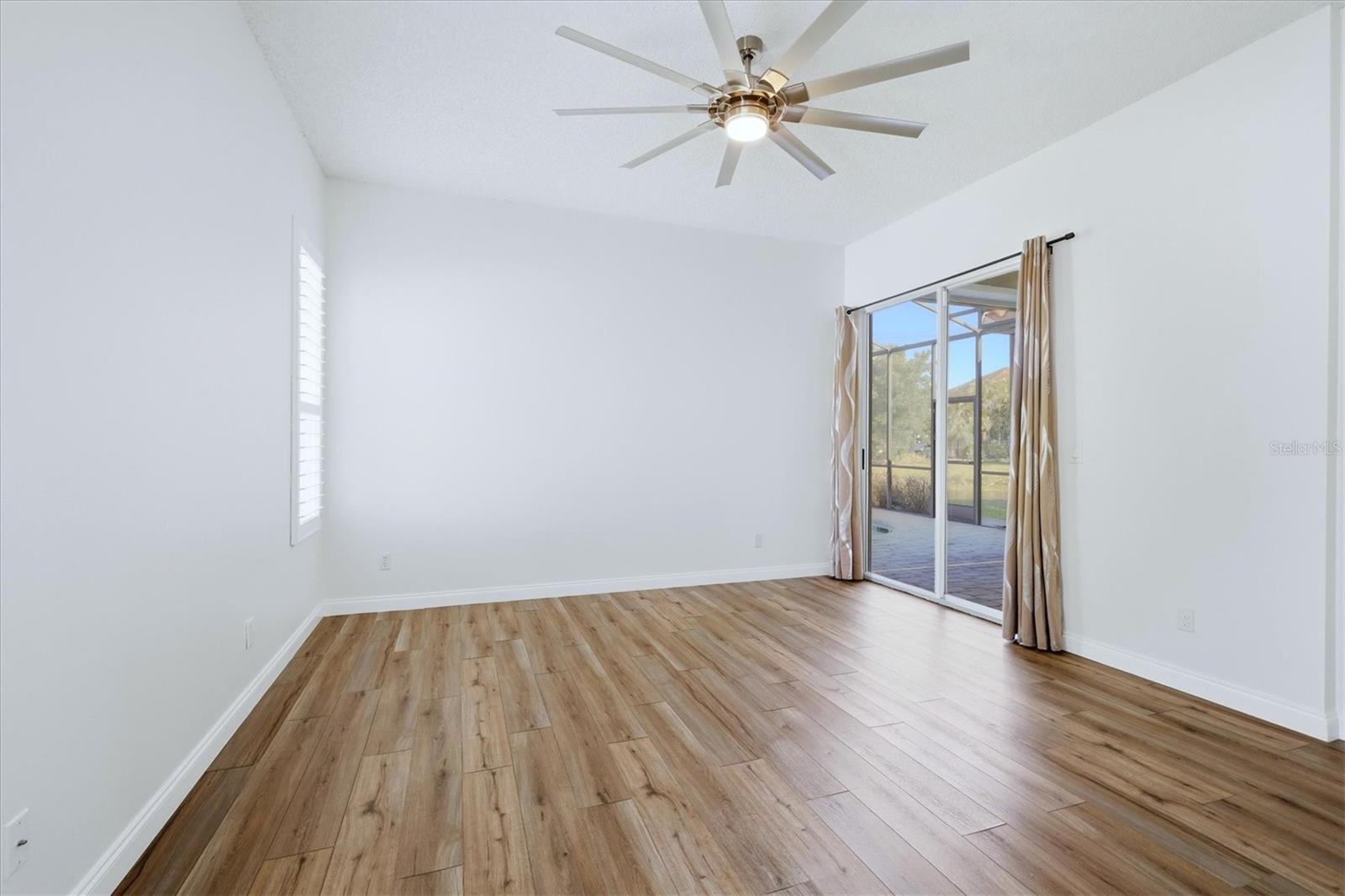 Image 19 of 38 For 8876 Huntington Pointe Drive