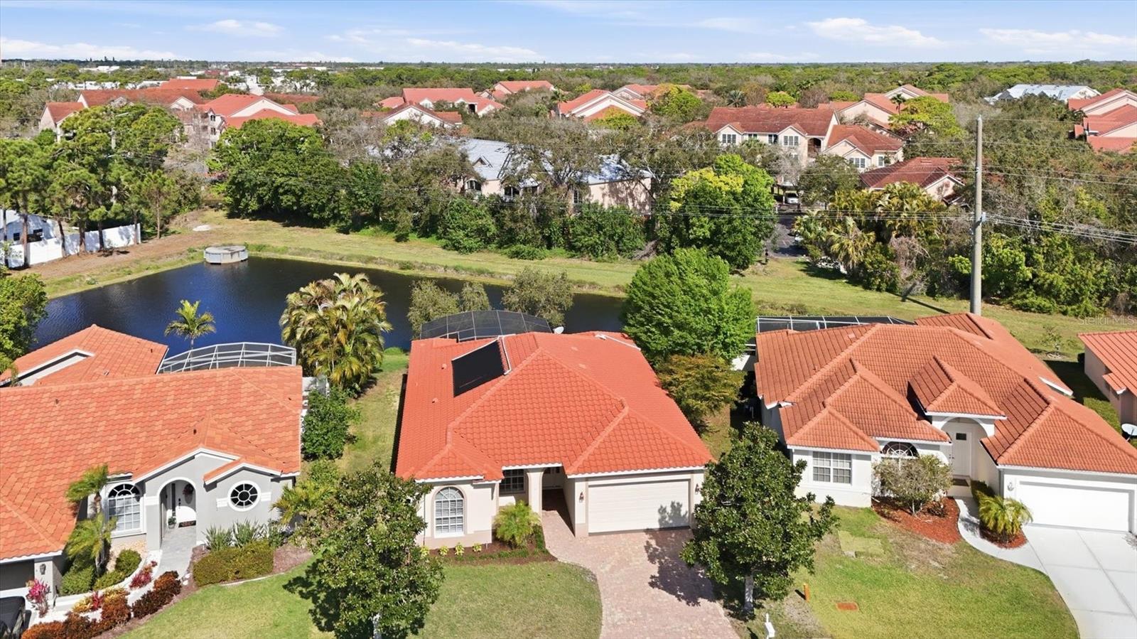 Image 35 of 38 For 8876 Huntington Pointe Drive