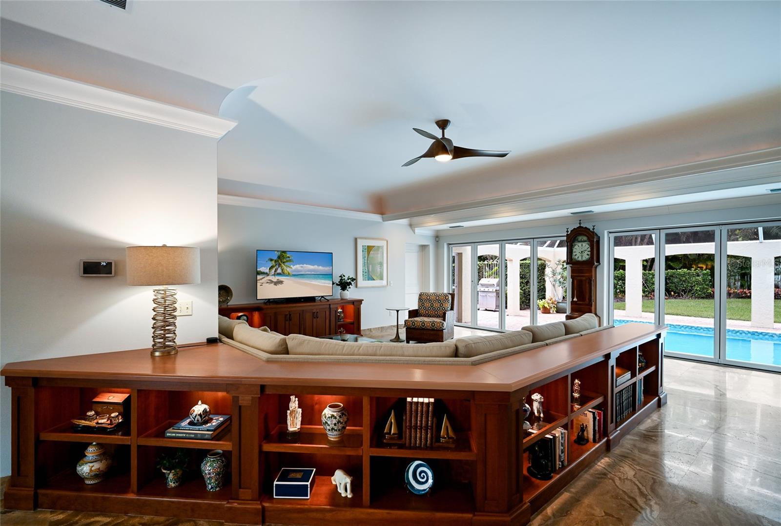 Image 8 of 43 For 218 Robin Drive