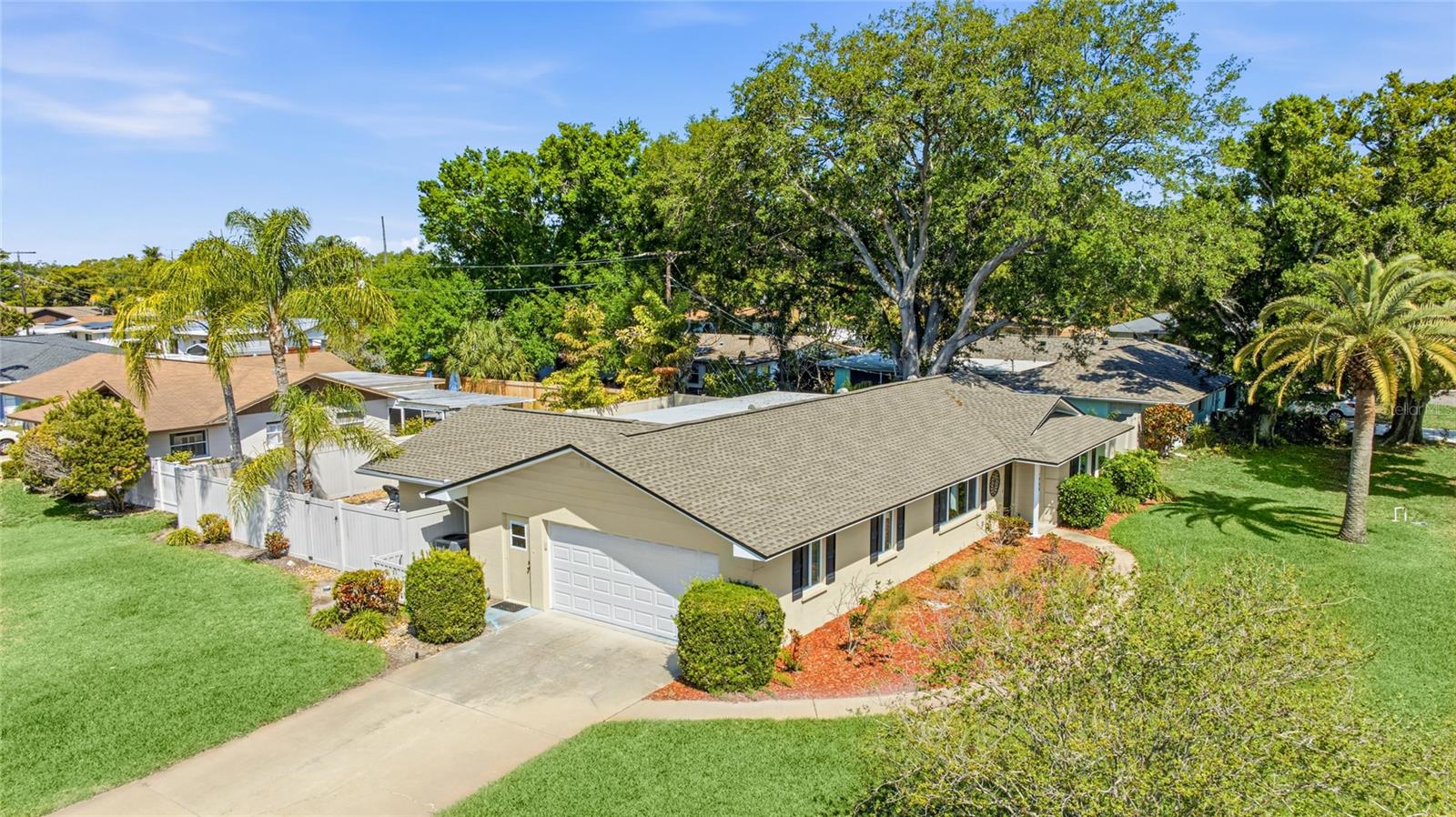 Image 4 of 44 For 1908 49th Street W